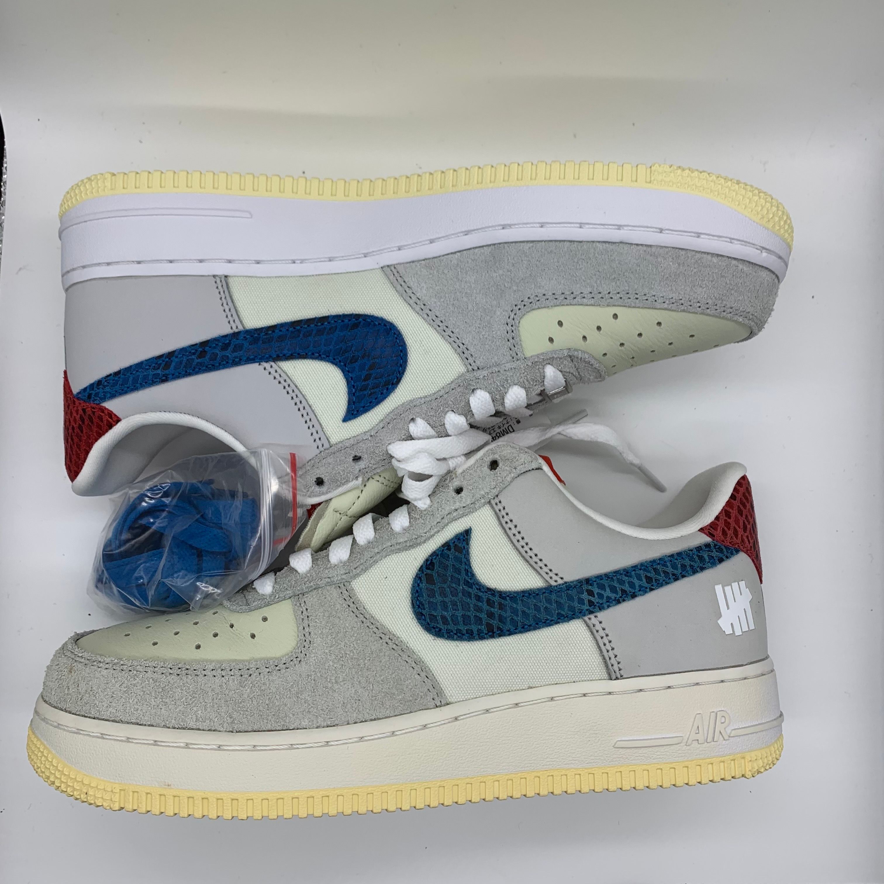 UNDEFEATED × Nike Air Force 1 Low "White"