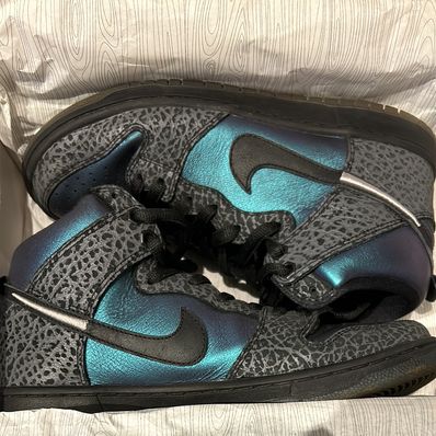 Black Sheep × Nike SB Dunk High "Black Hornet"