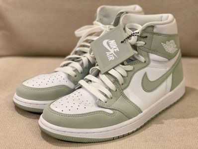 Nike Women's Air Jordan 1 High OG "Seafoam"