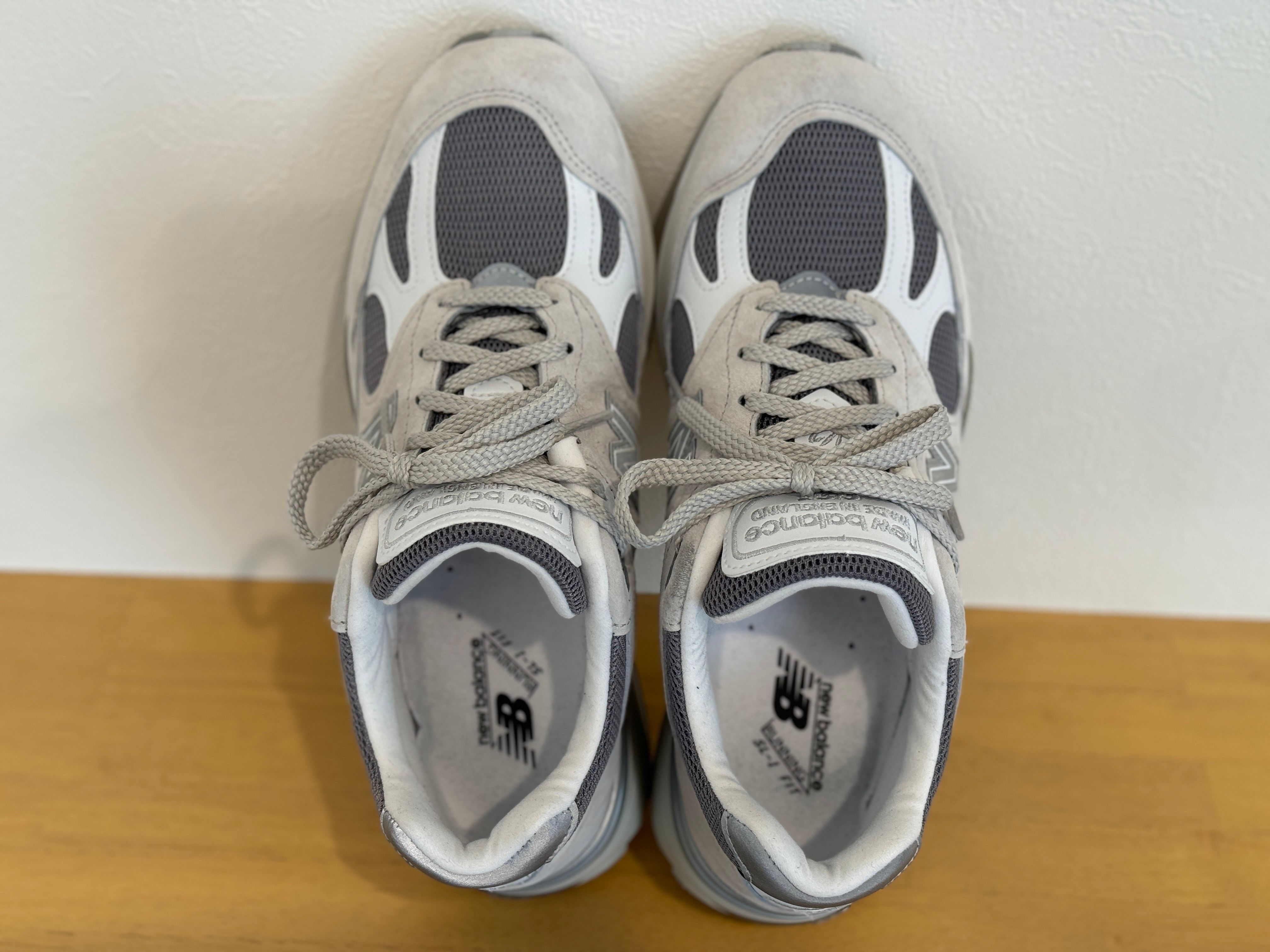 送料無料，限定セール ニューバランス 991V2 