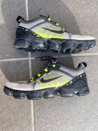 Nike Air VaporMax 2019 LX "Atmosphere Grey/Volt"