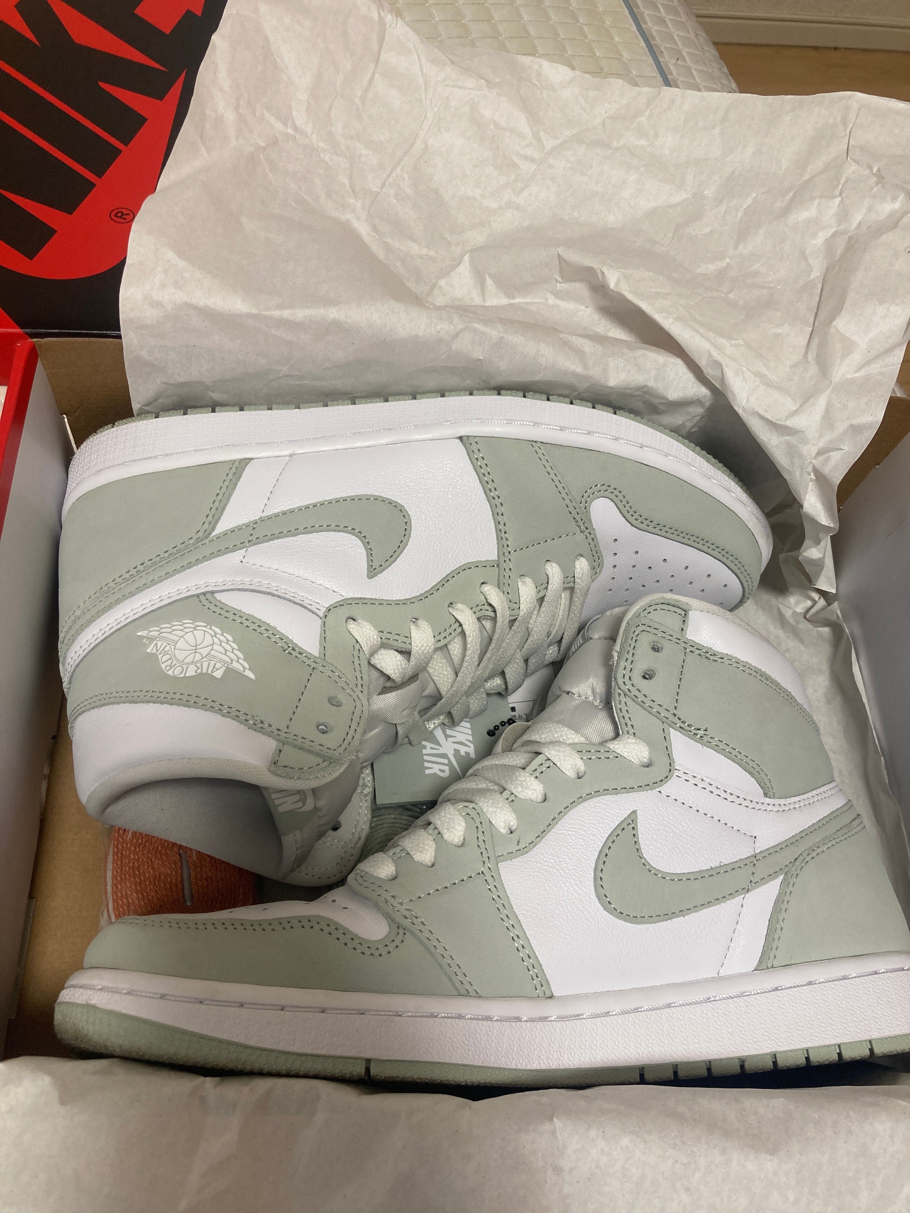 Nike Women's Air Jordan 1 High OG "Seafoam"
