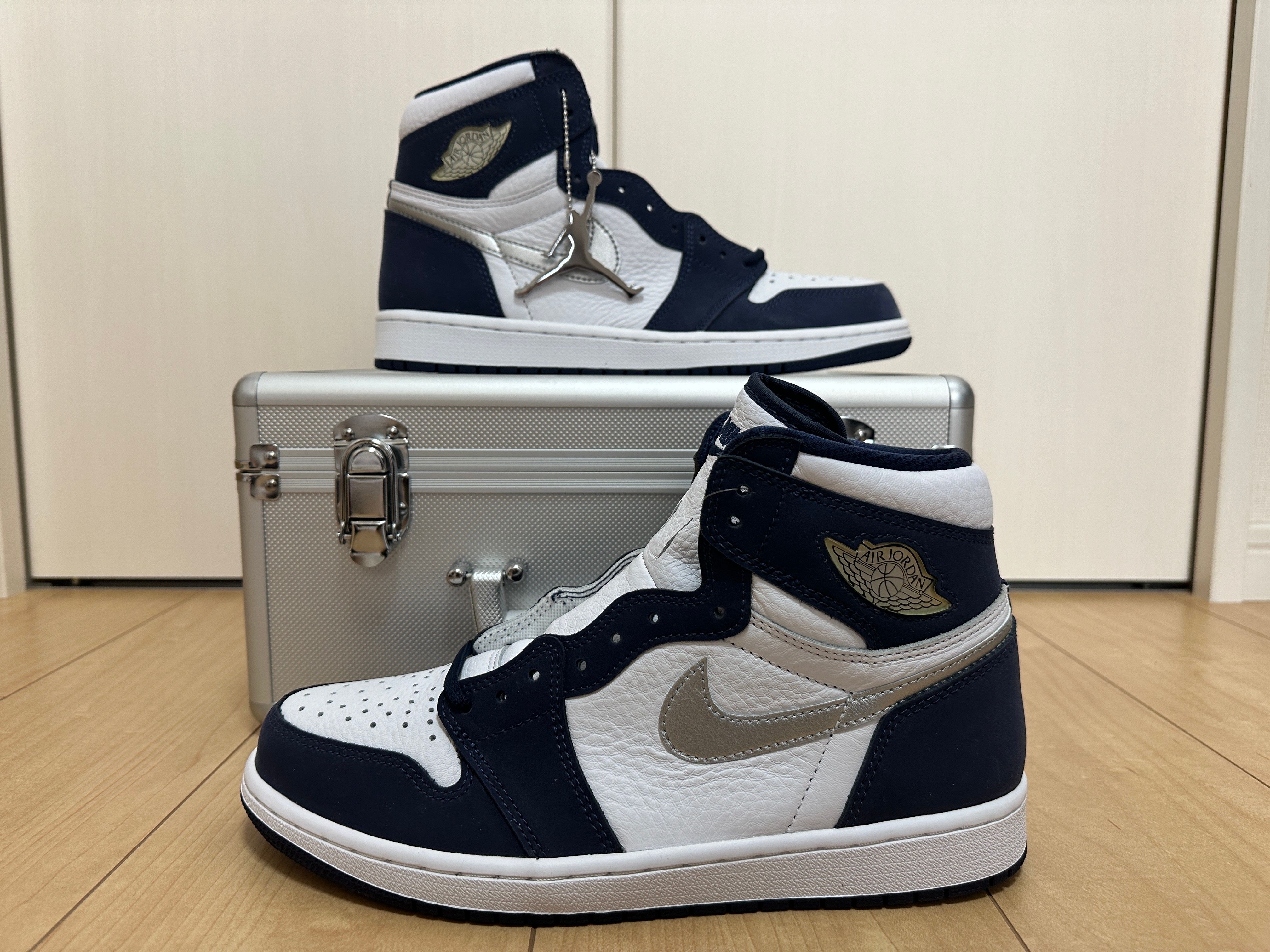 Nike Air Jordan 1 Retro High OG CO.JP "Midnight Navy"(2020)(ブリーフケース付き)