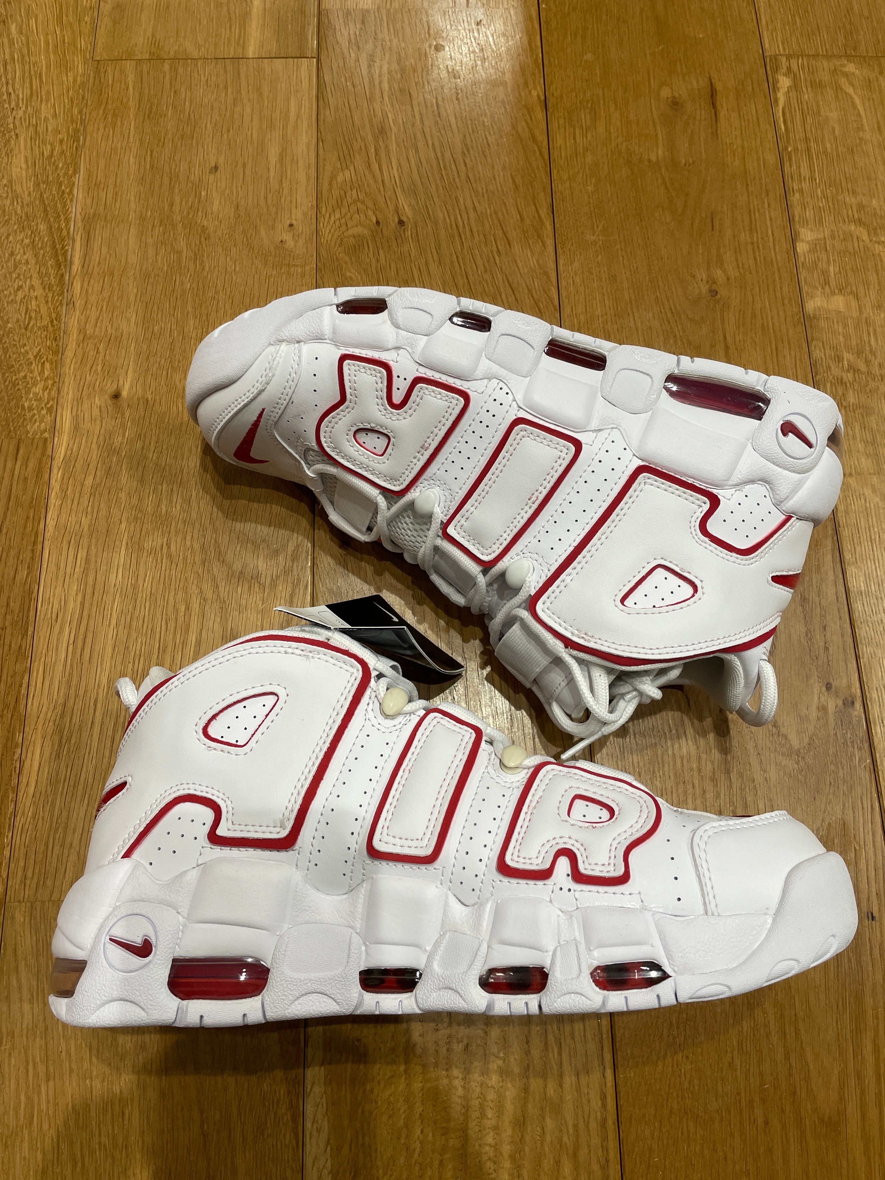 NIKE AIR MORE UPTEMPO "WHITE/VARSITY RED" (2021)