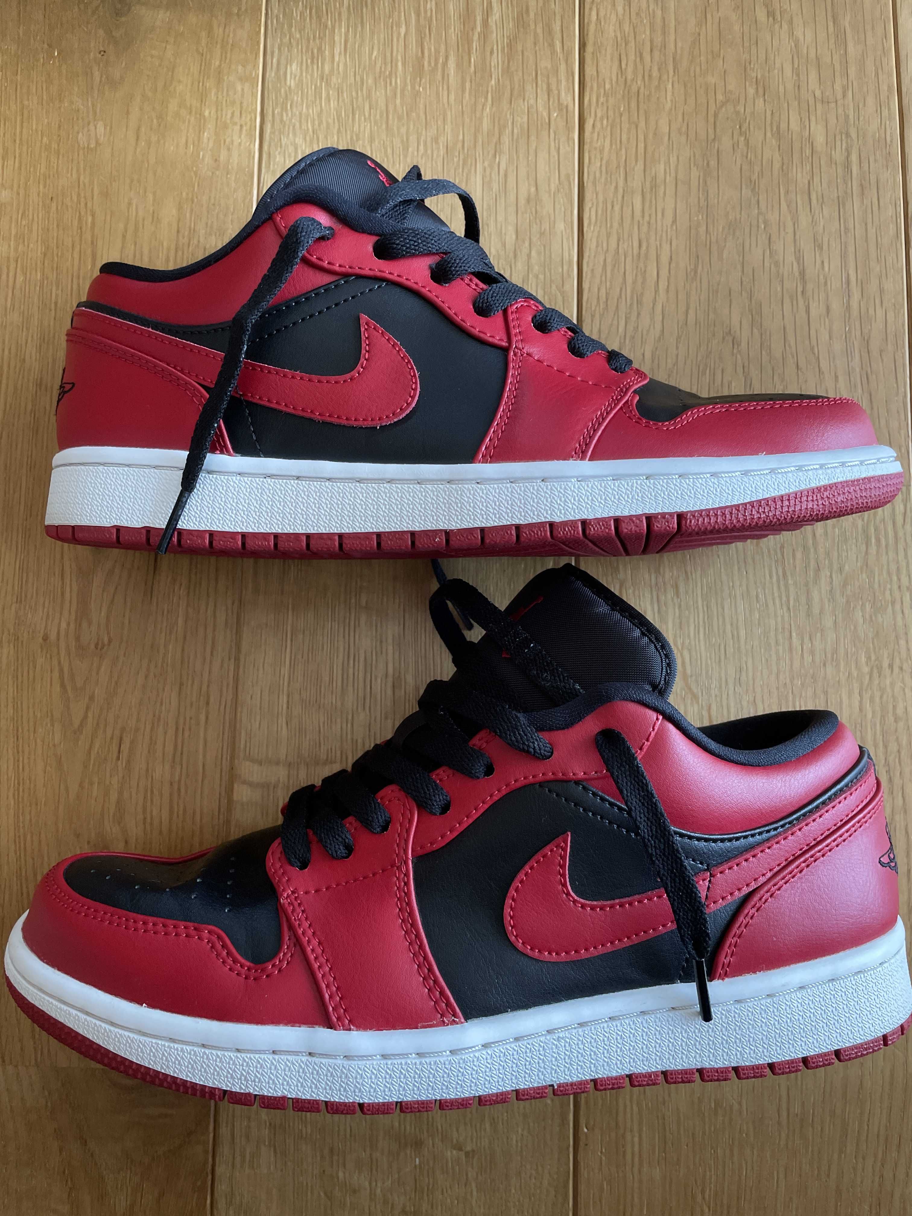 Nike Air Jordan 1 Low "Varsity Red"   