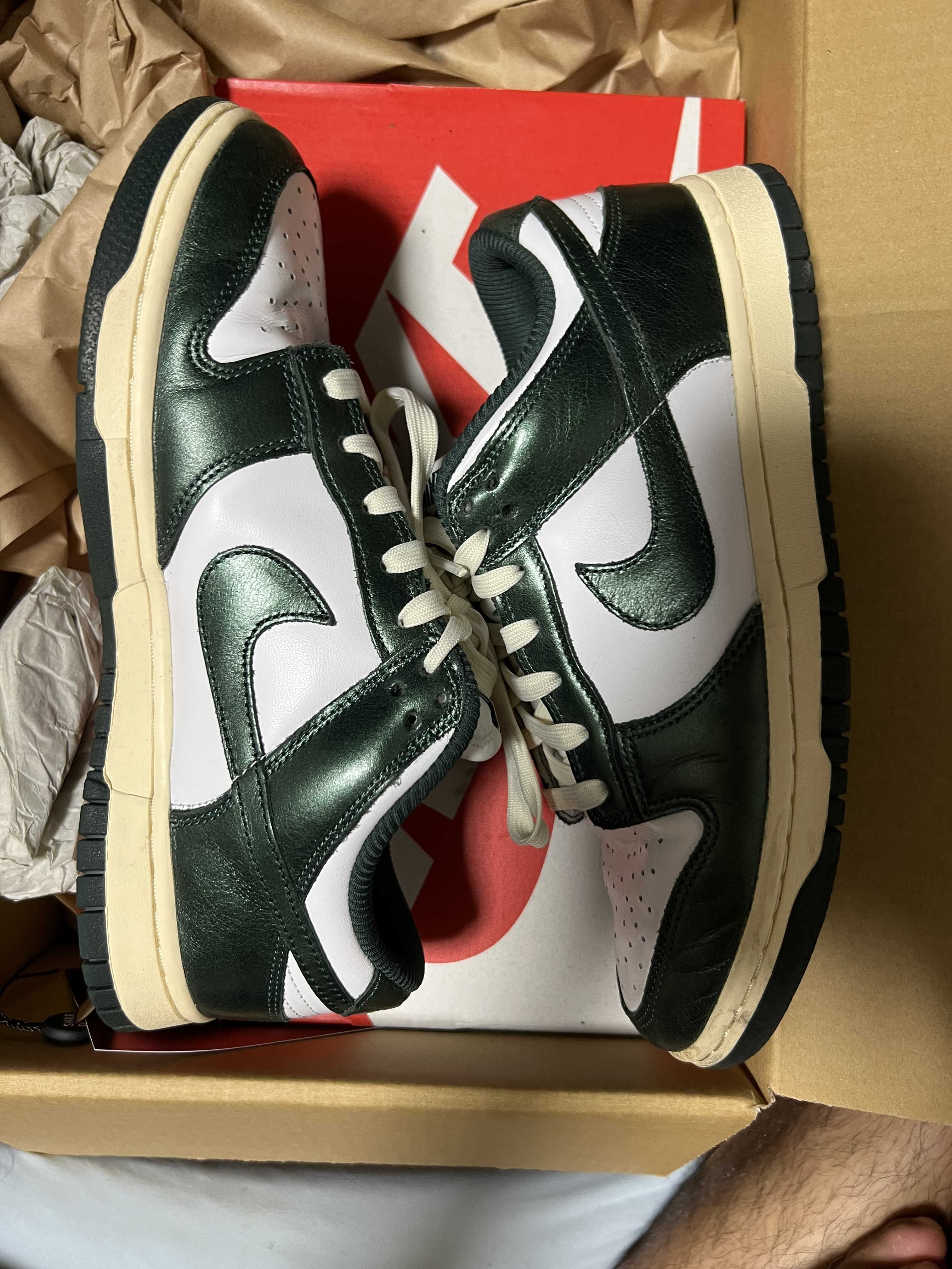 Nike Women's Dunk Low "Vintage Green"