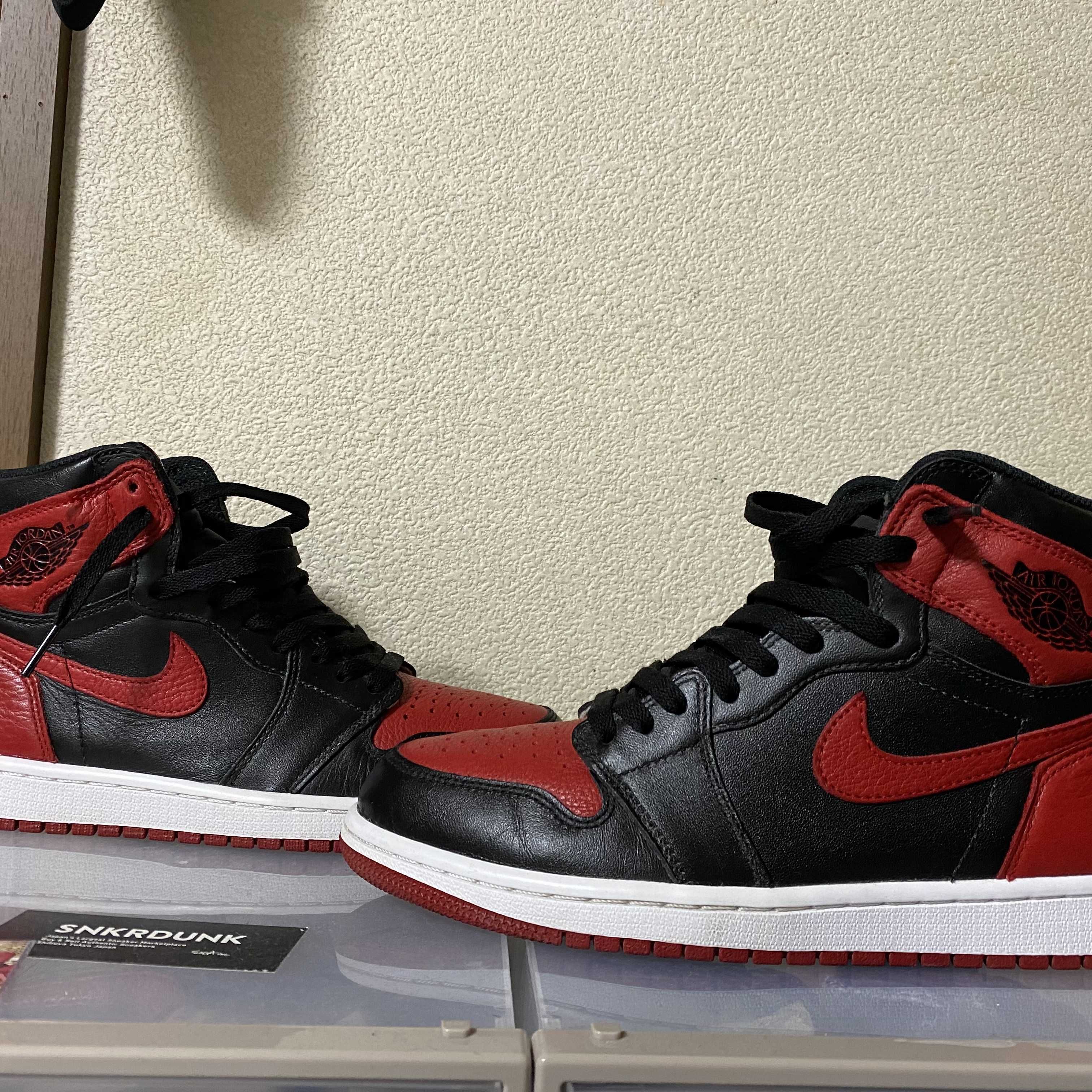 Nike Air Jordan 1 Retro High OG "Bred/Banned" (2016)