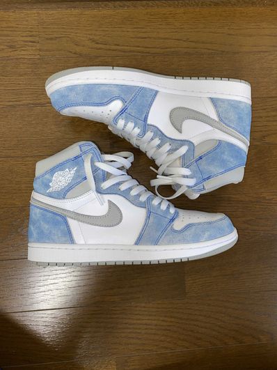 Nike Air Jordan 1 High OG "Hyper Royal"