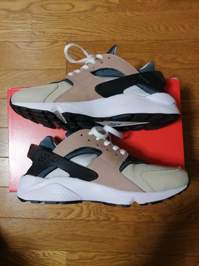 Nike Air Huarache "Escape" (2021)