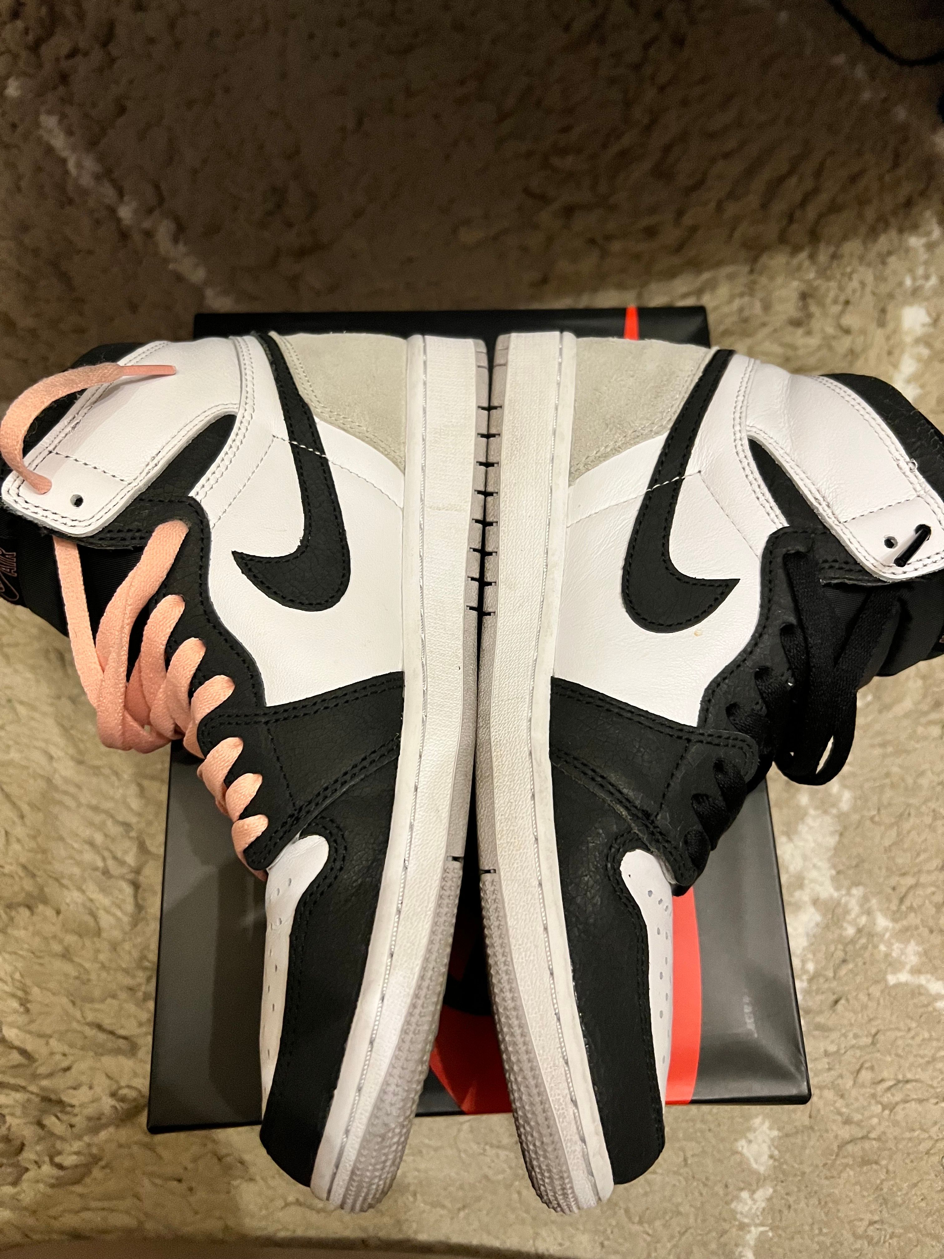 Nike Air Jordan 1 High OG "Bleached Coral"