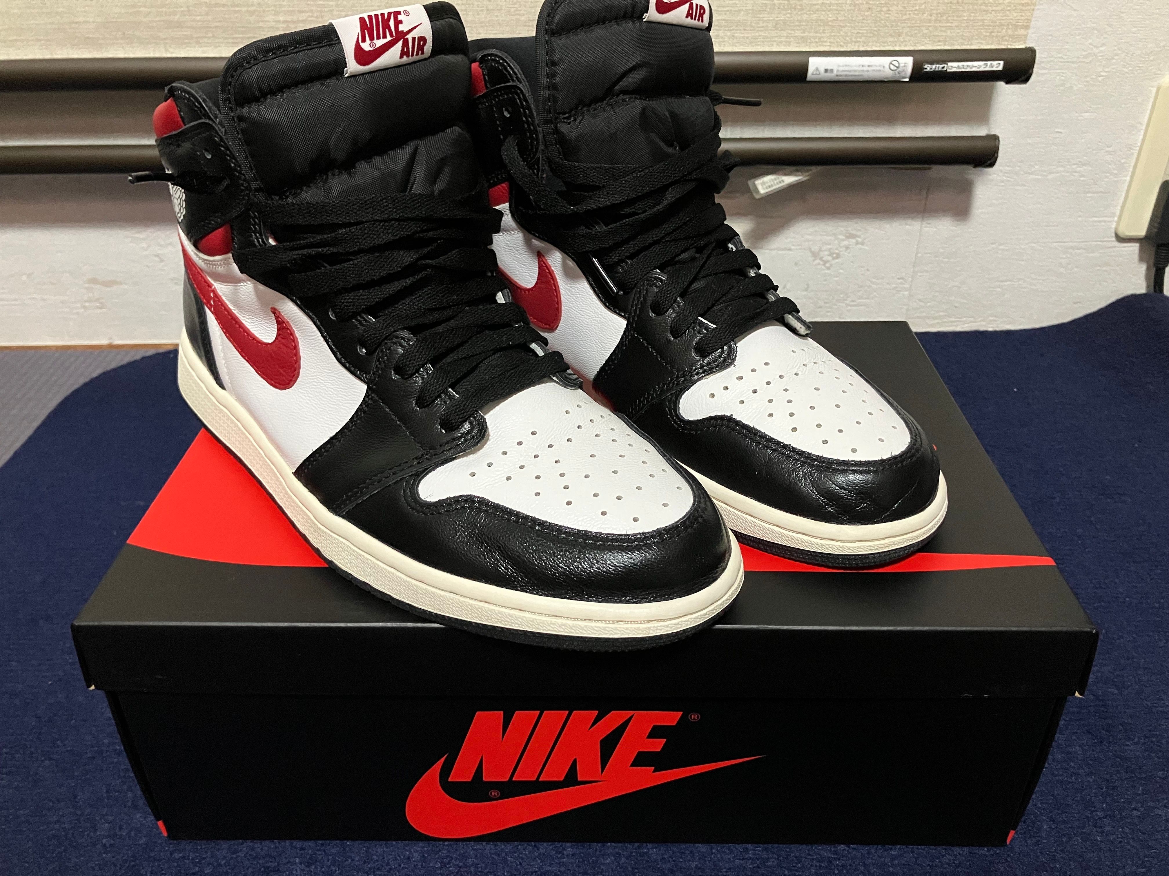 Nike Air Jordan 1 Retro High "Black/White/Sail/Gym Red"