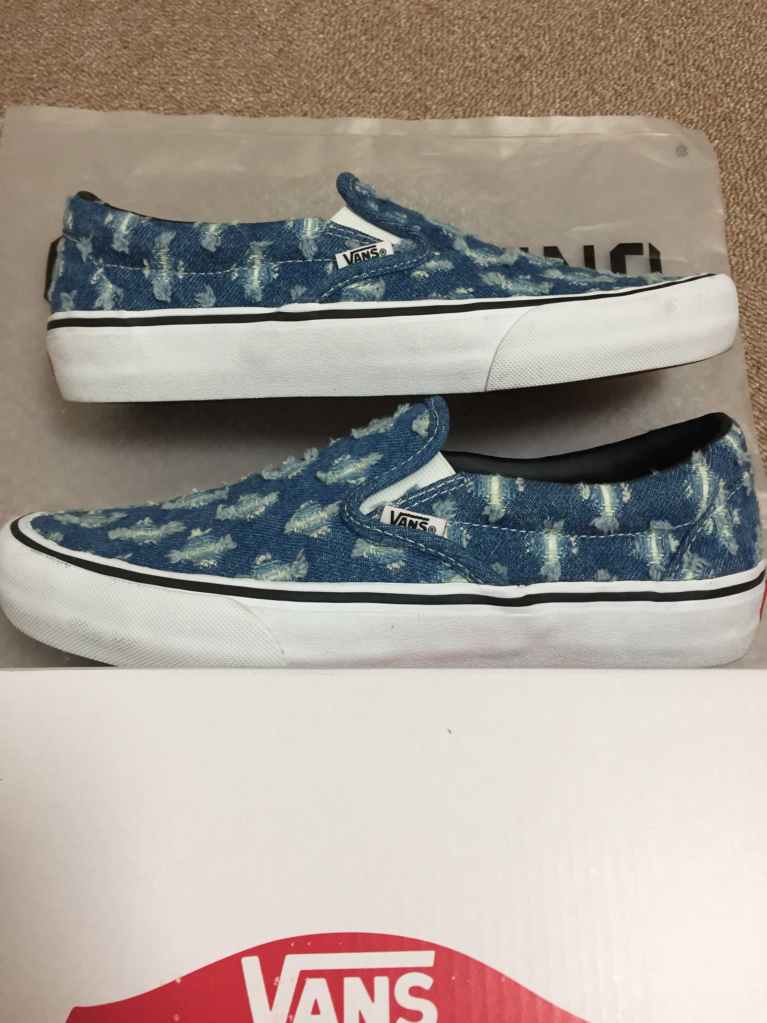 Supreme × Vans Slip-On Hole Punch Denim "Blue"