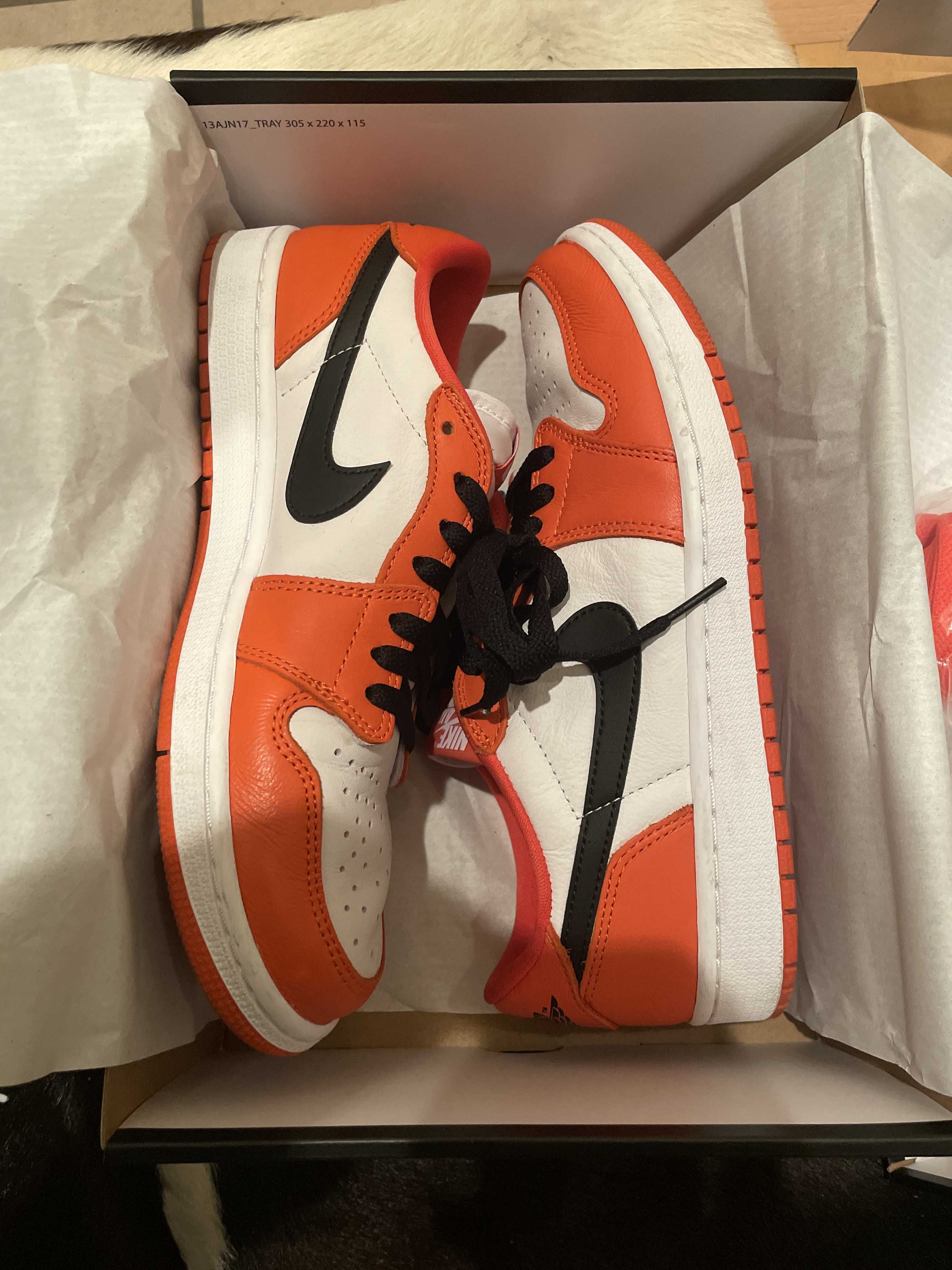 Nike Air Jordan 1 Low OG "Starfish" 