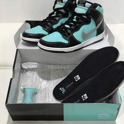 Diamond Supply × Nike SB Dunk High "Tiffany"