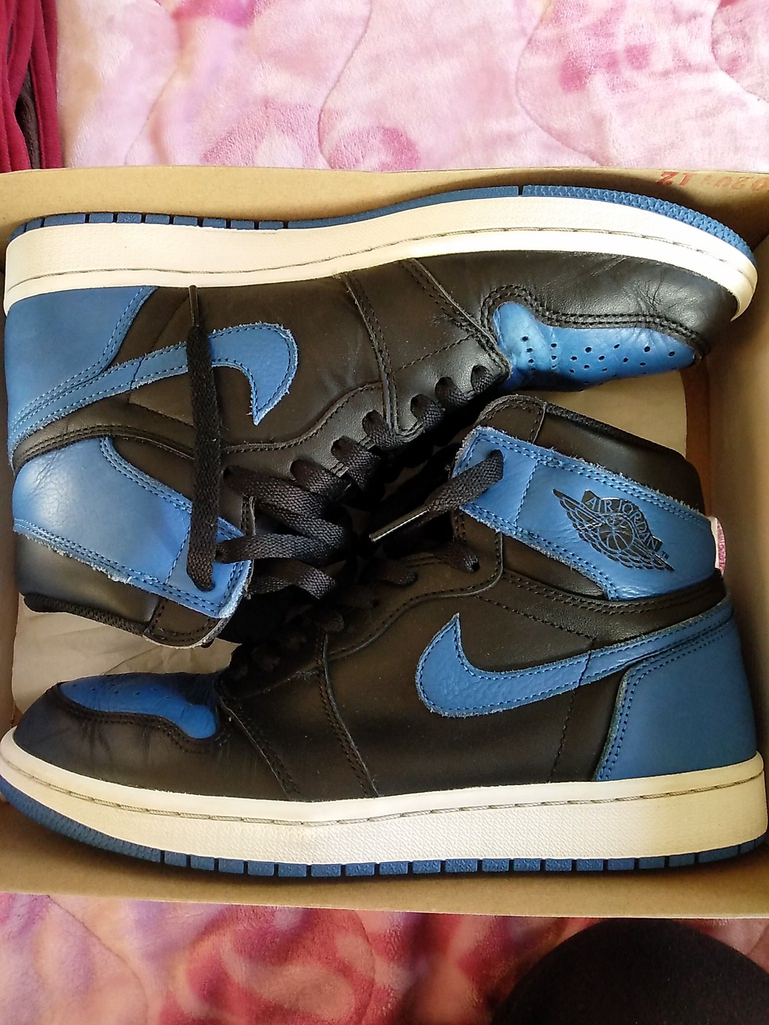 Nike Air Jordan 1 Retro High OG "Royal" (2017)