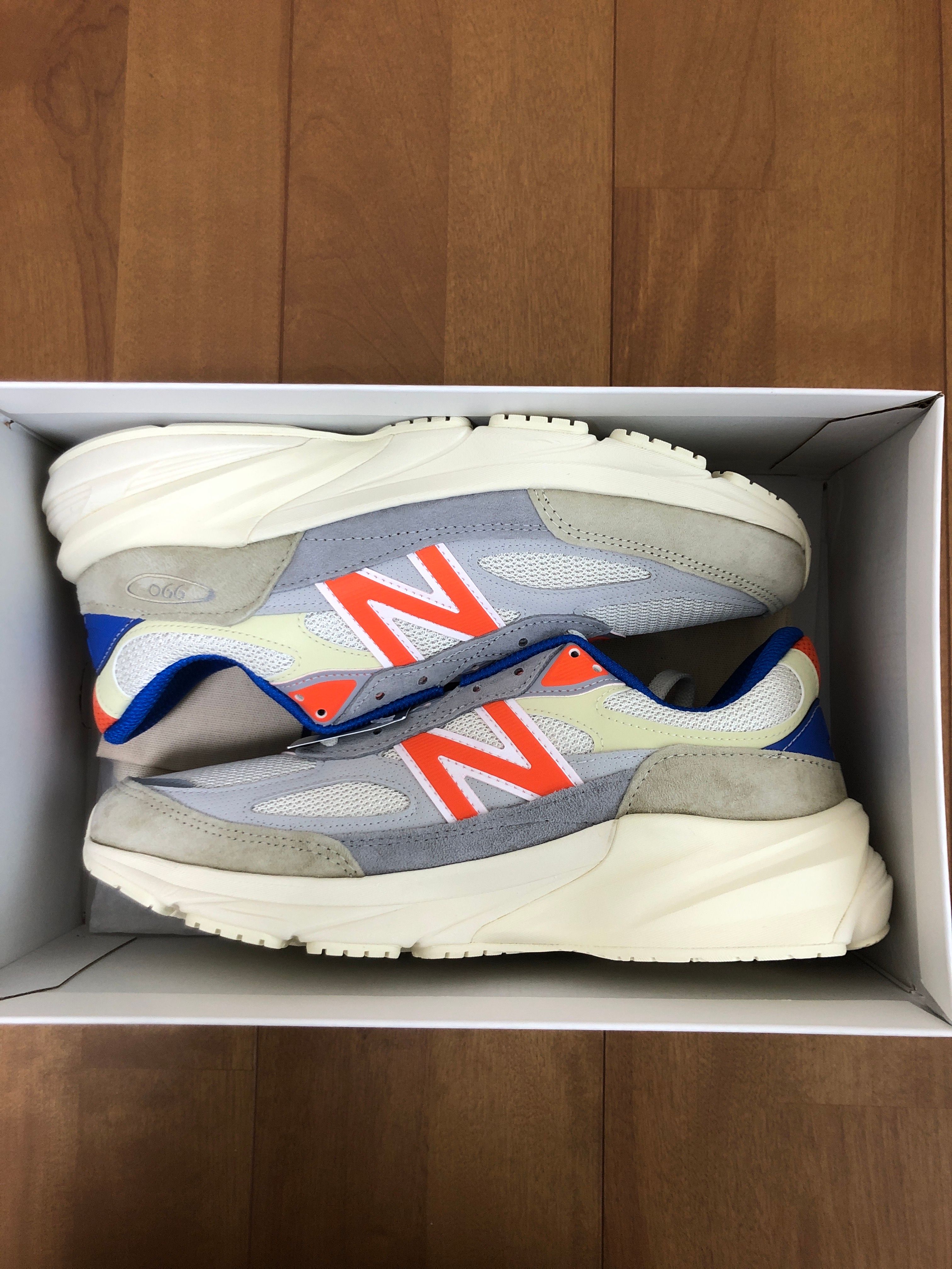 KITH × New Balance 990V6 Madison Square Garden "Sanddrift"