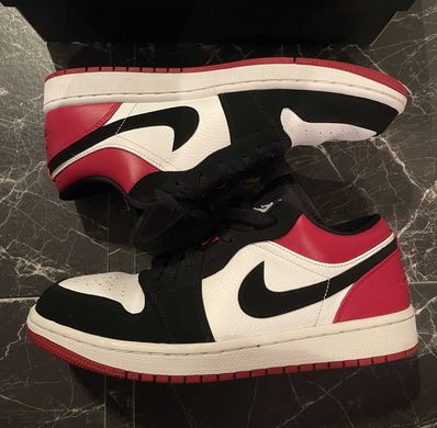 Nike Air Jordan 1 Low "Black Toe"