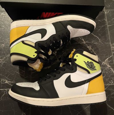 Nike Air Jordan 1 High OG "Volt Gold"
