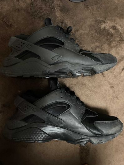Nike Air Huarache "Triple Black"