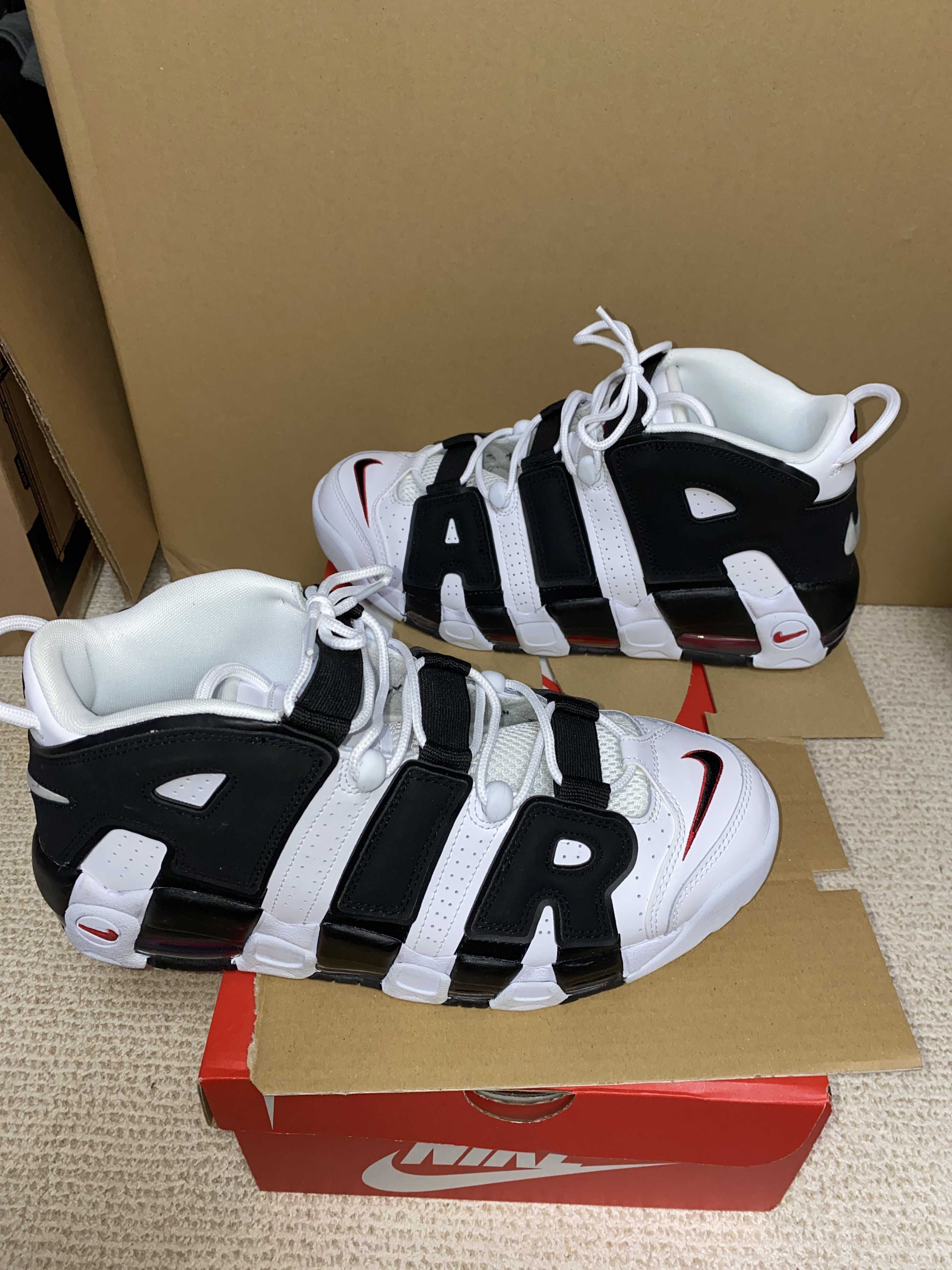 NIKE AIR MORE UPTEMPO "WHITE/BLACK/UNIVERSITY RED"(2020)