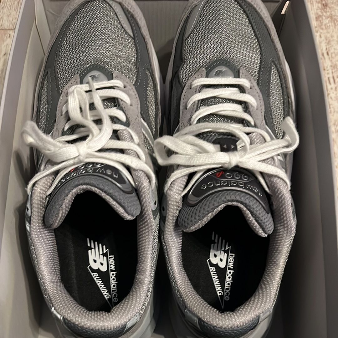 New Balance 990V6 "Gray" (Heel Logo NB)