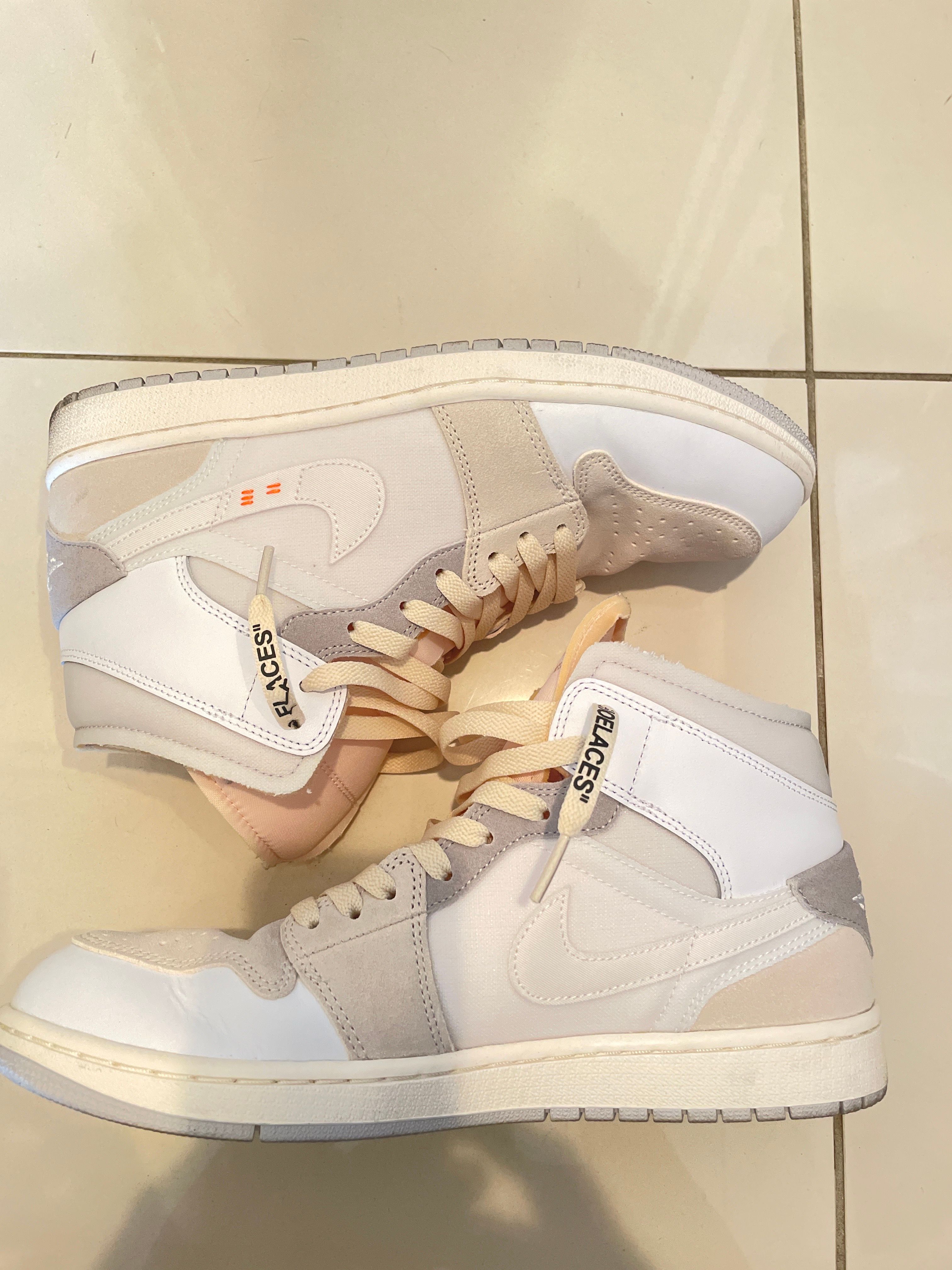 Nike Air Jordan 1 mid "Inside Out/White/Grey"