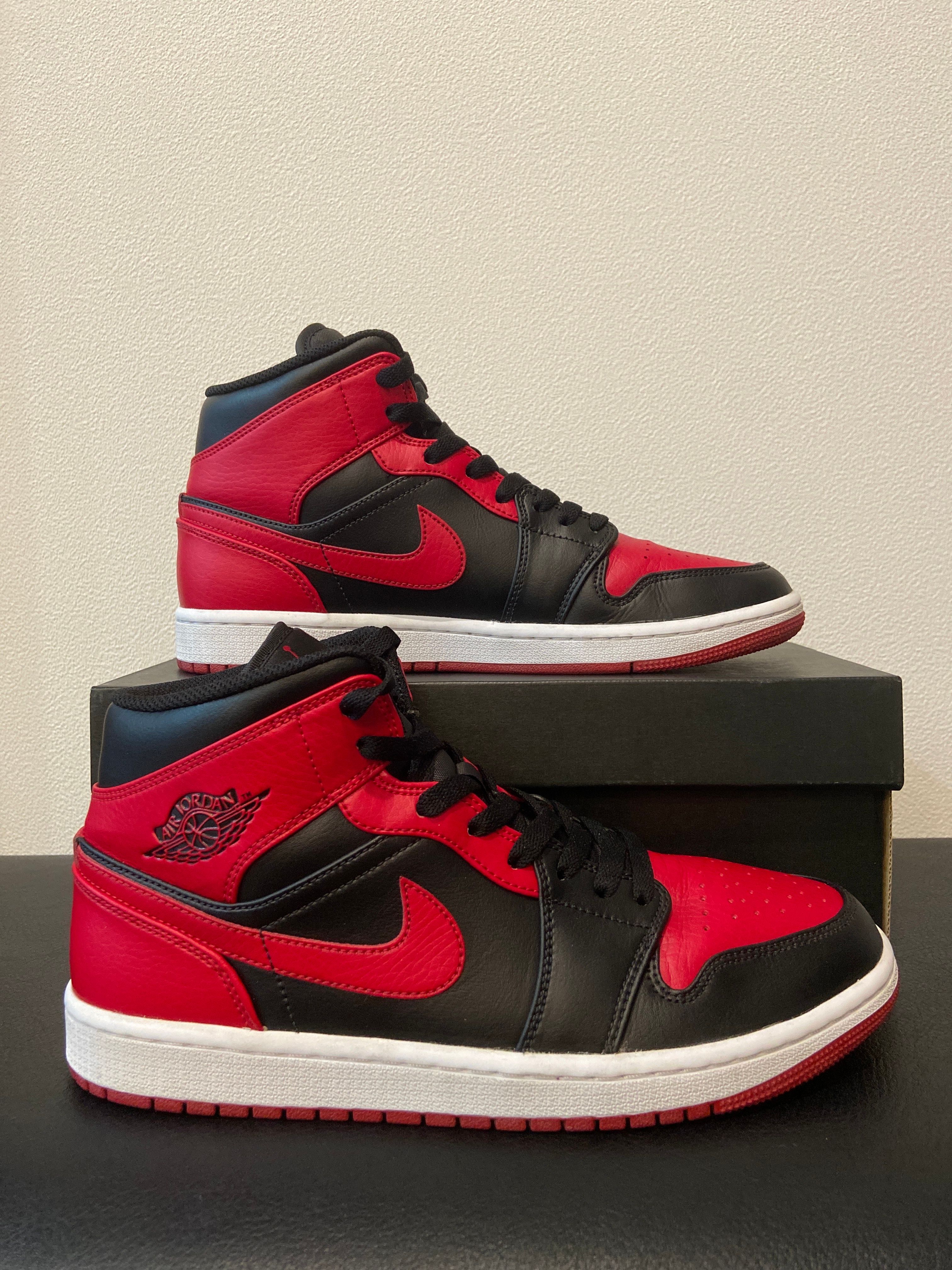 Nike Air Jordan 1 Mid "Bred"