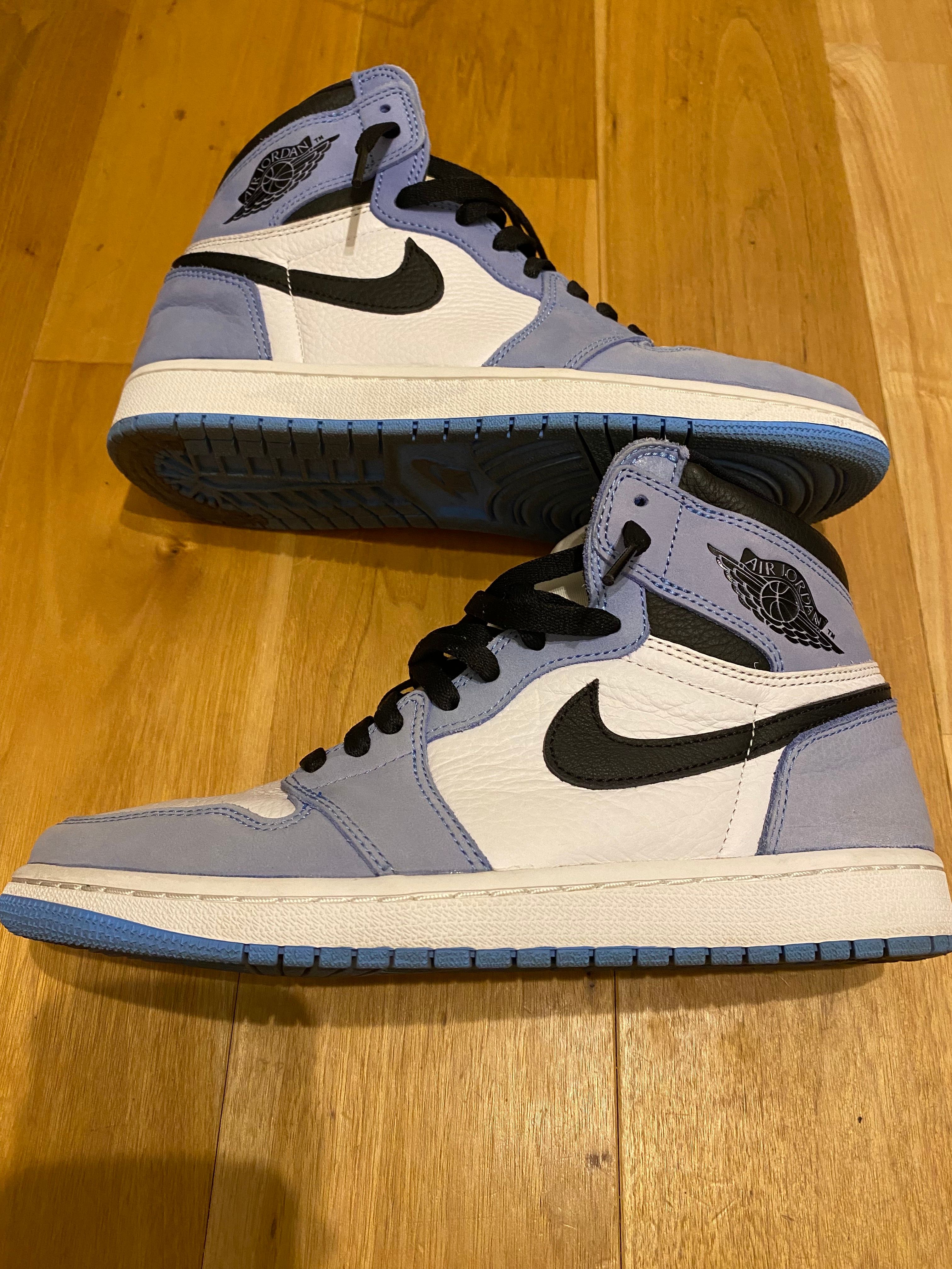 Nike Air Jordan 1 High OG "University Blue"