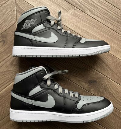 Nike Women's Air Jordan 1 Mid "Shadow"
