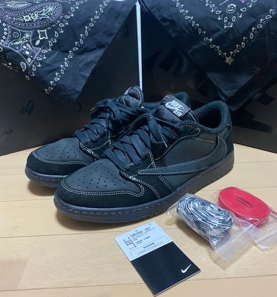 Travis Scott × Nike Air Jordan 1 Low OG SP "Black Phantom"