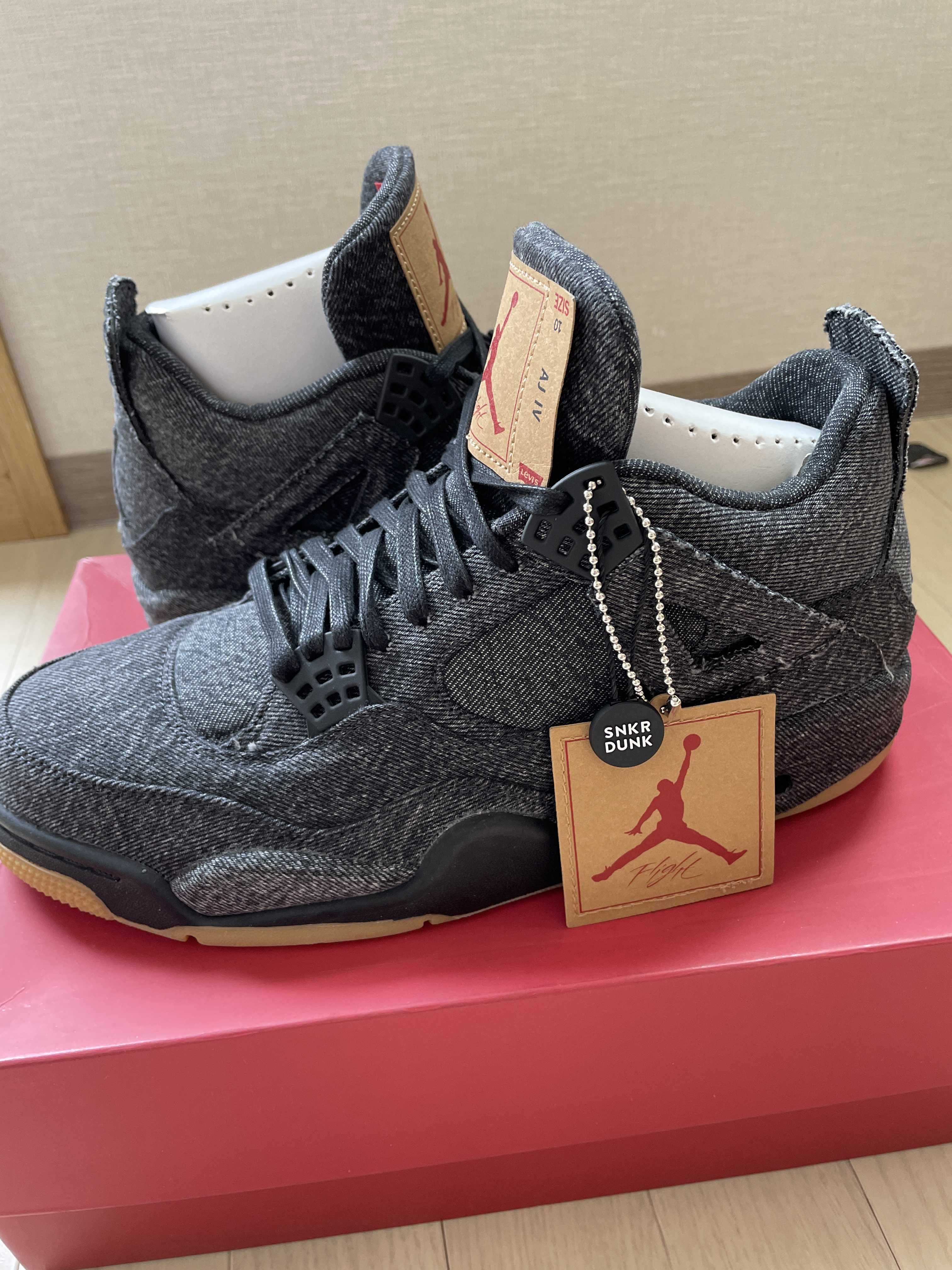 Nike × Levi's Air Jordan 4 "Black Denim" (Tag: ®)