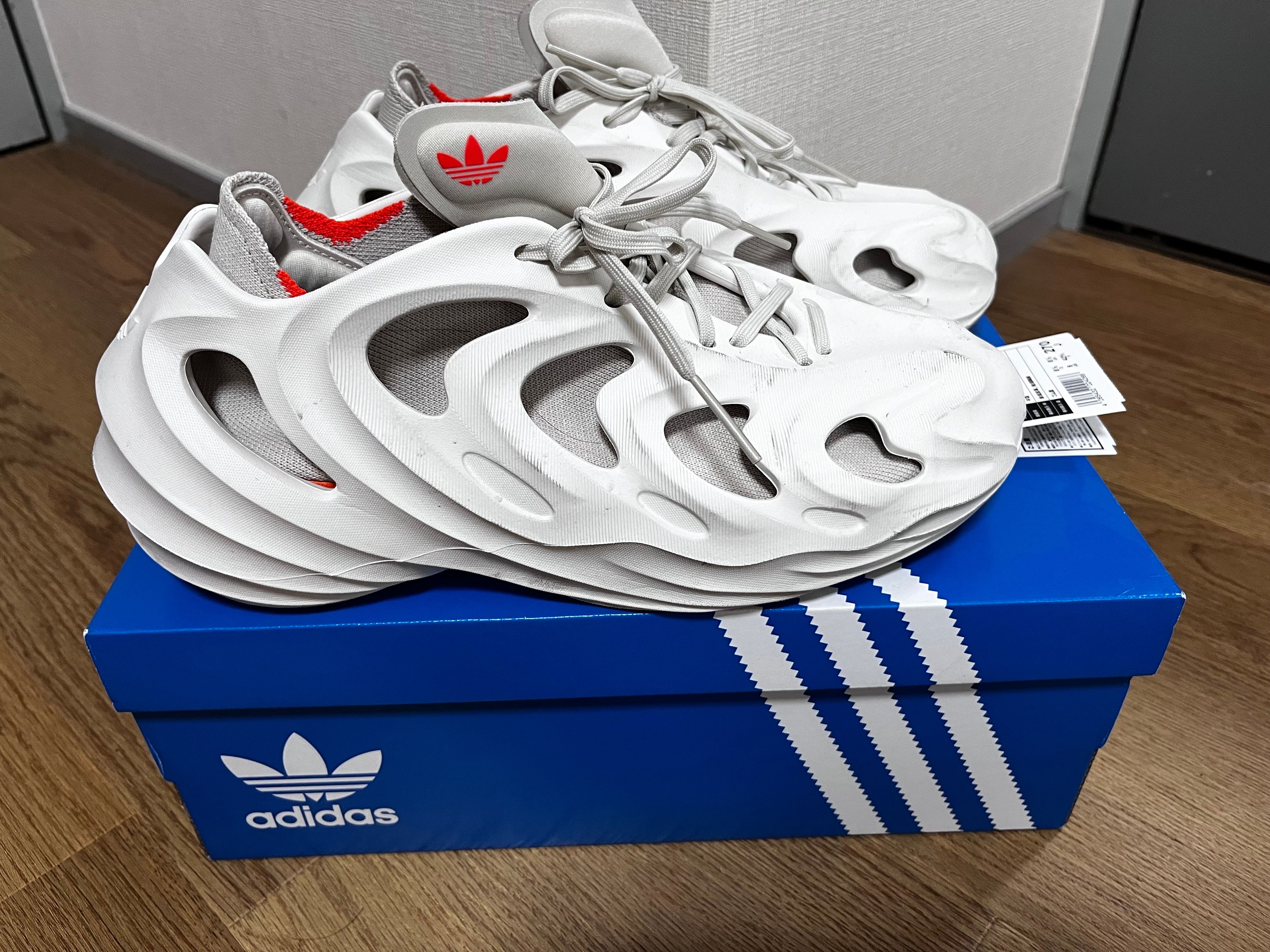 アディダス アディフォーム Q "オフホワイト"