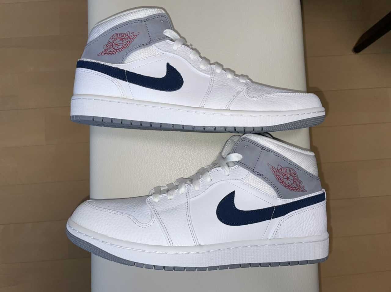 Nike Air Jordan 1 Mid "Paris"