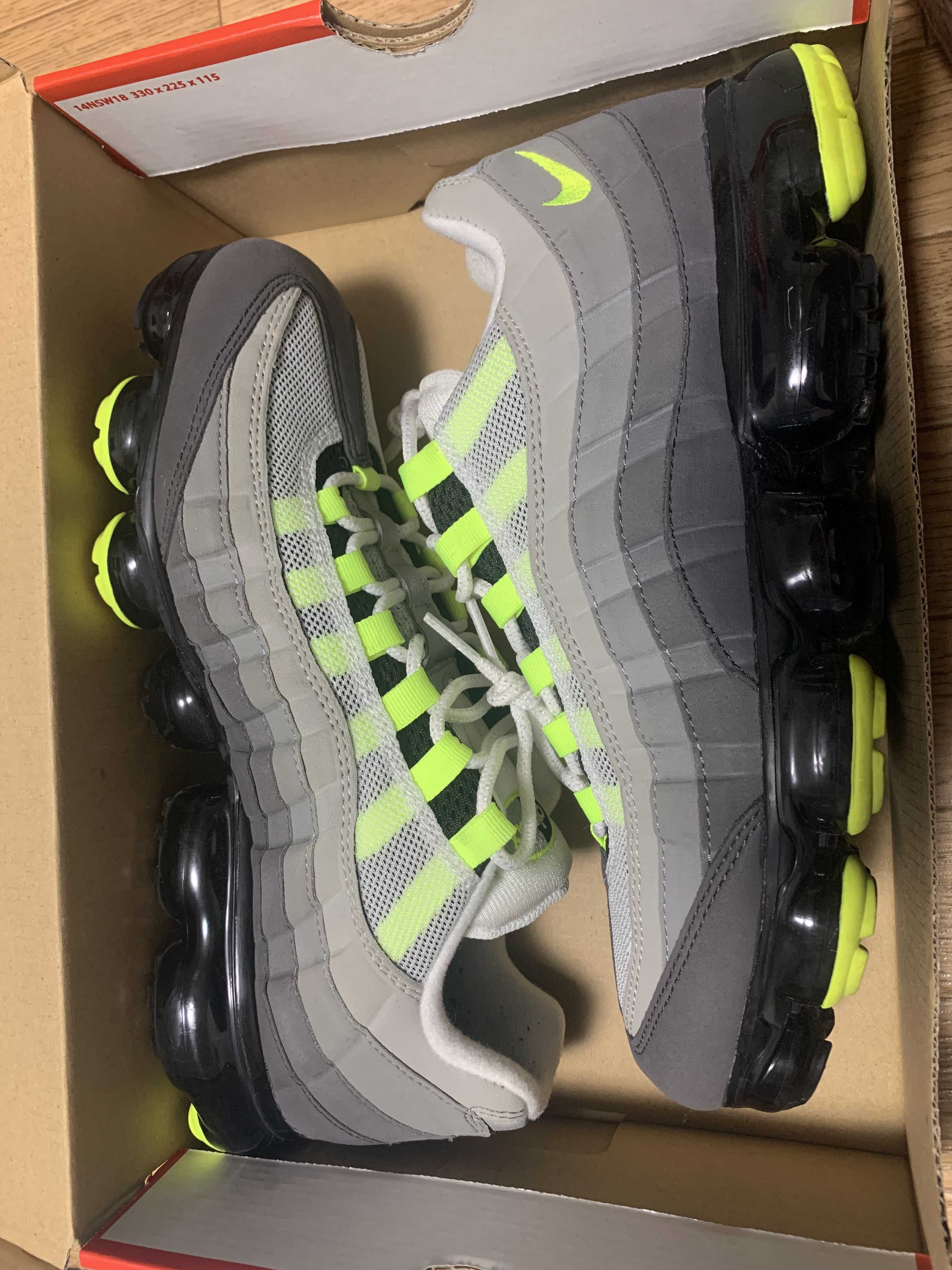 Nike Air Vapormax 95 "Neon"