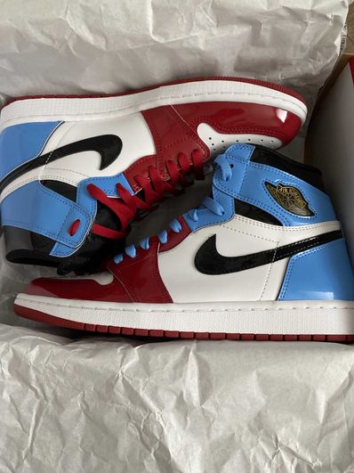 Nike Air Jordan 1 High OG "Fearless"