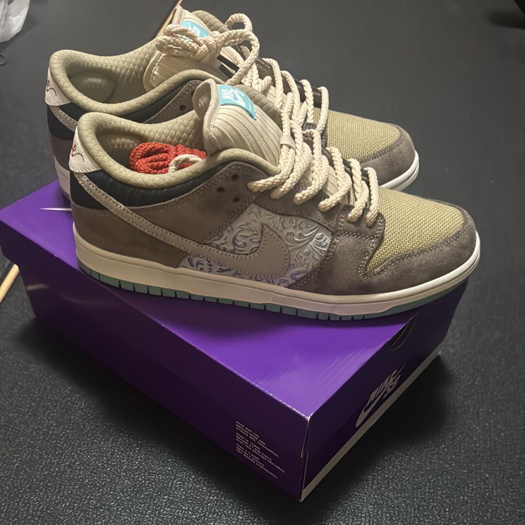 Nike SB Dunk Low Pro "Big Money Savings"