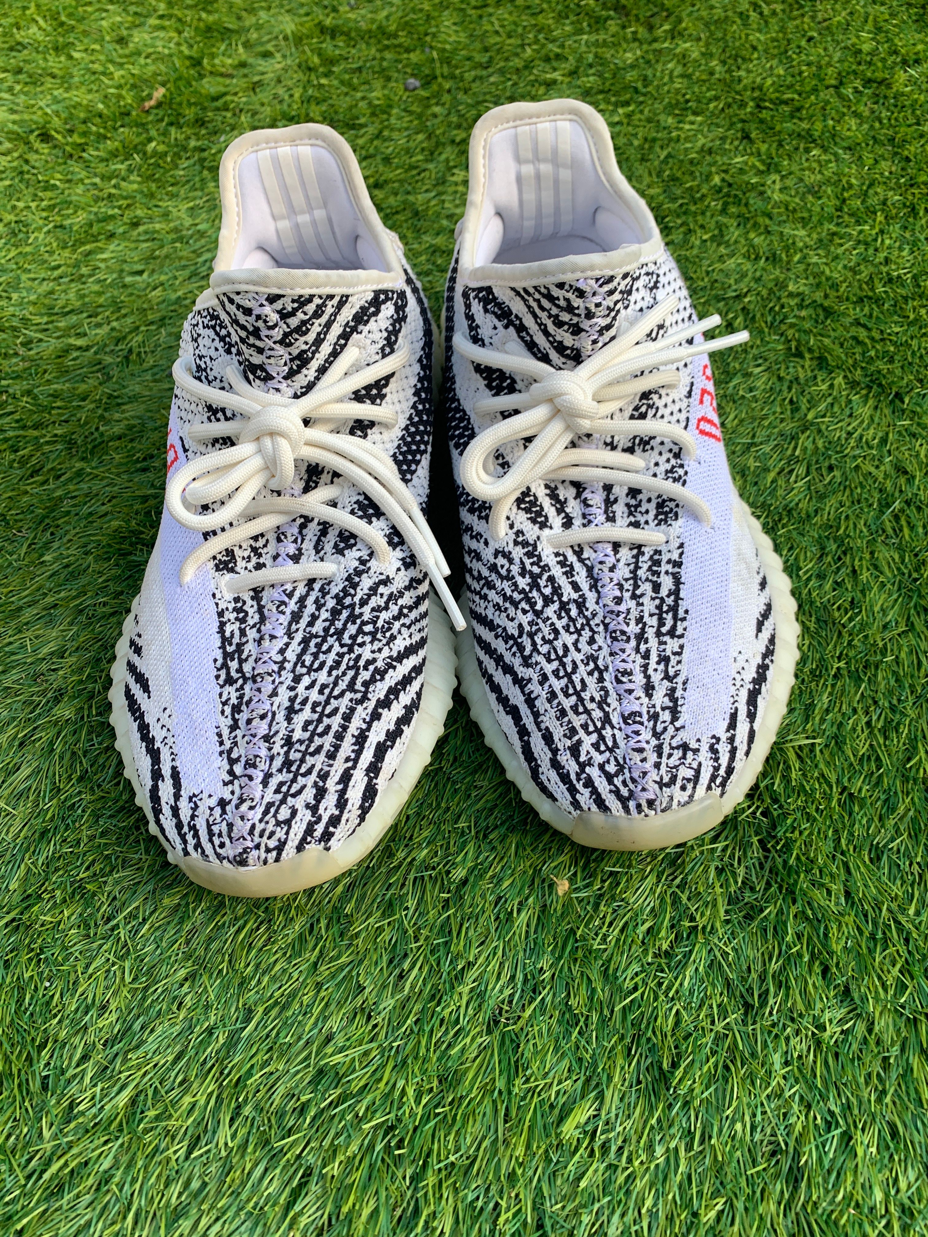 adidas YEEZY Boost 350 V2 "Zebra"