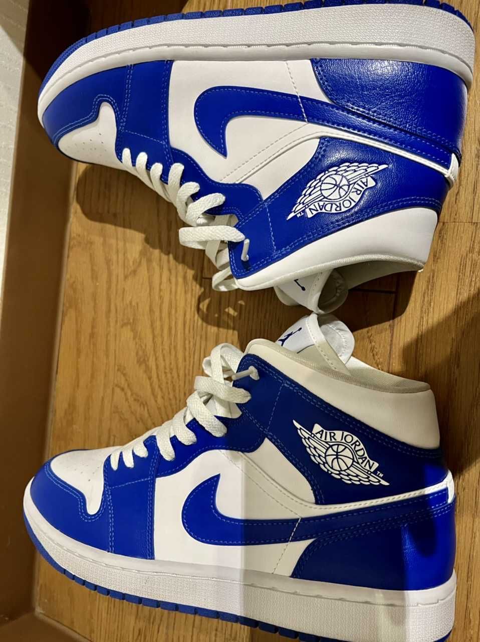 Nike Women's Air Jordan 1 Mid "Kentucky Blue"