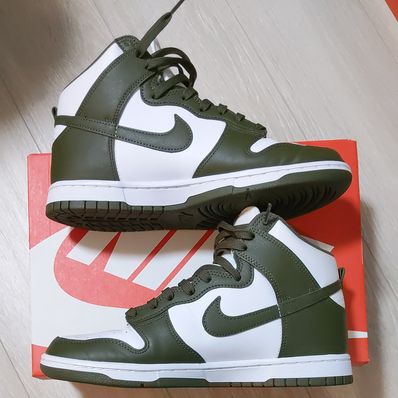 Nike Dunk High "Championship Khaki"