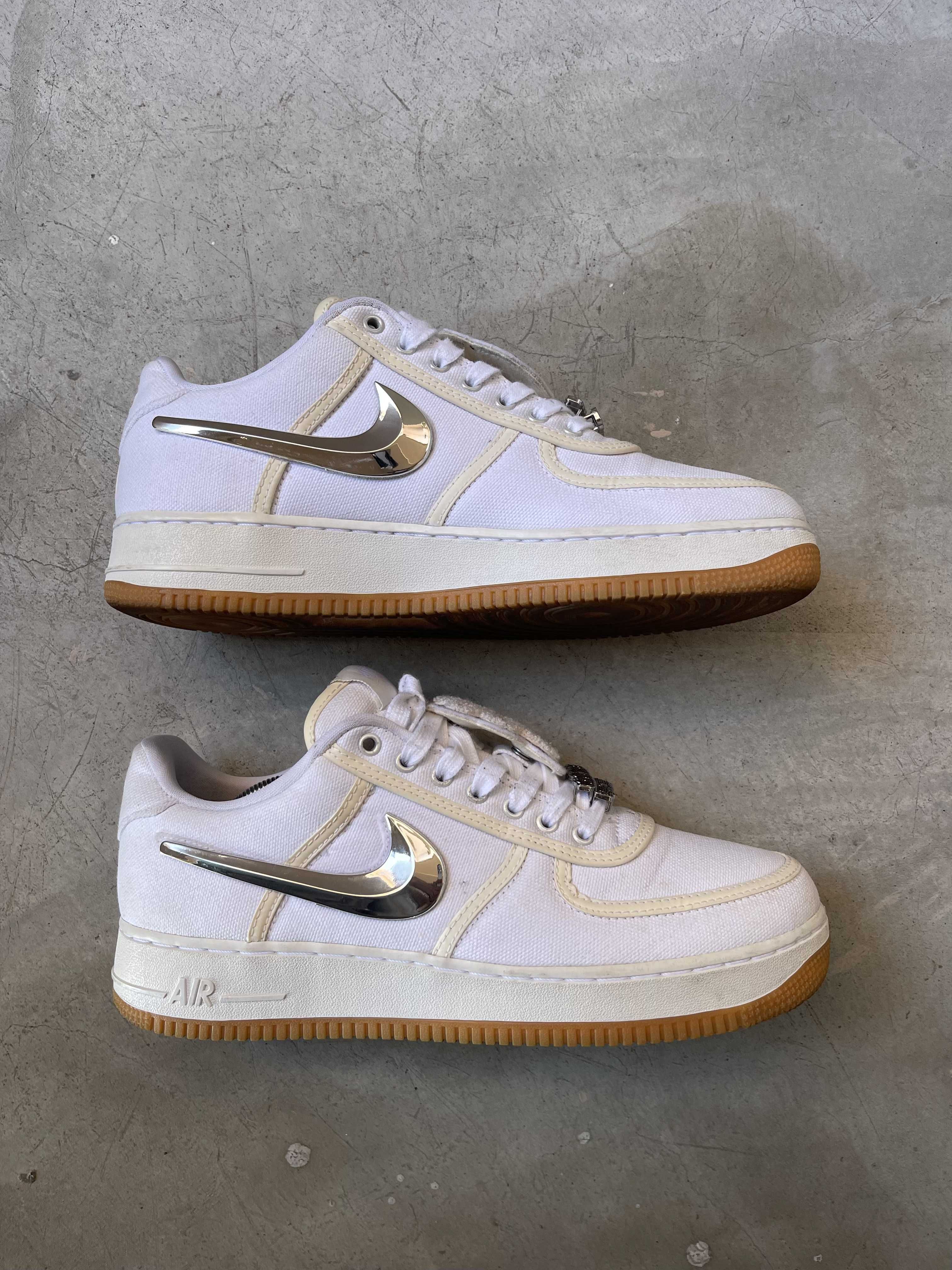 Travis Scott × Nike Air Force 1 Low  (AF100)