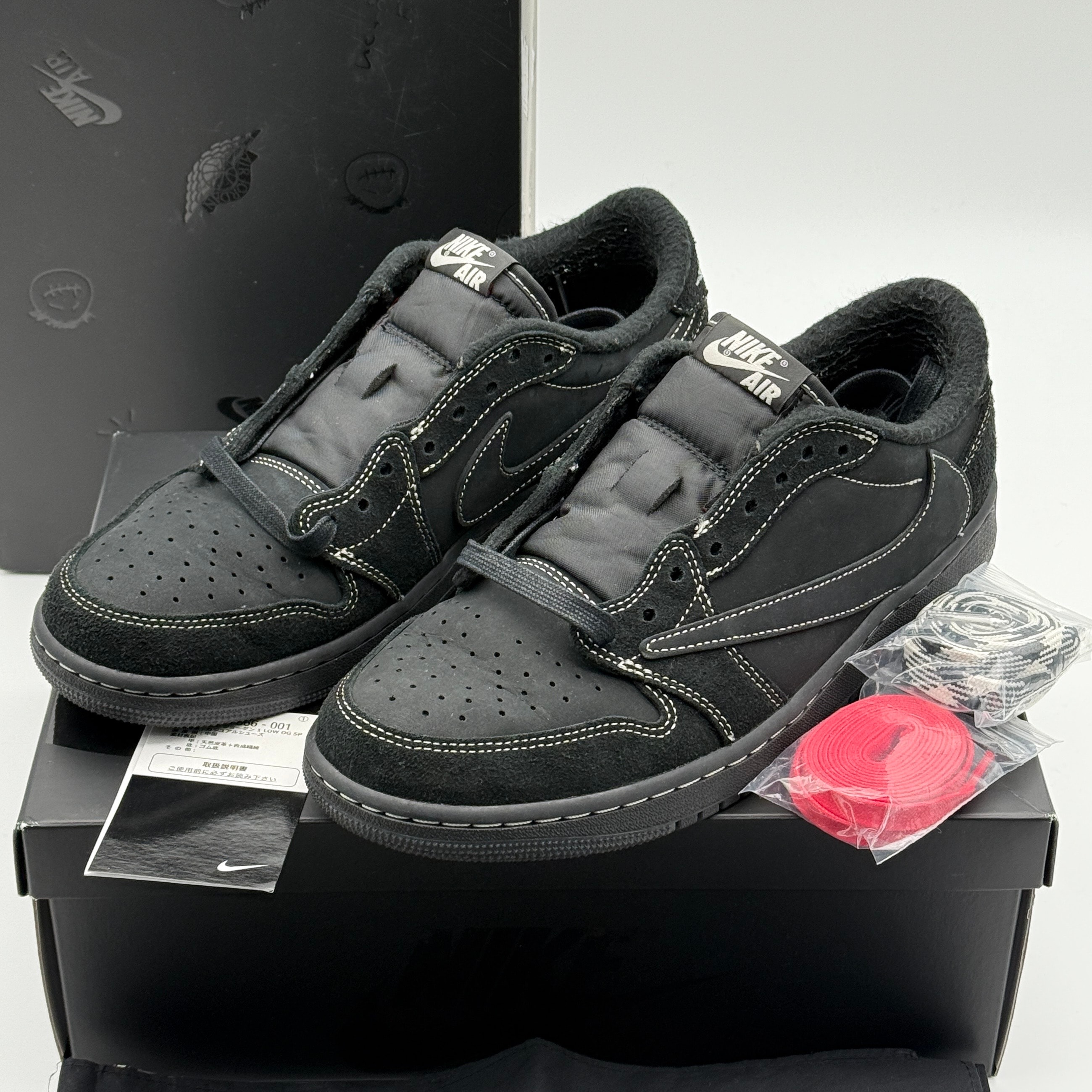 Travis Scott × Nike Air Jordan 1 Low OG SP 