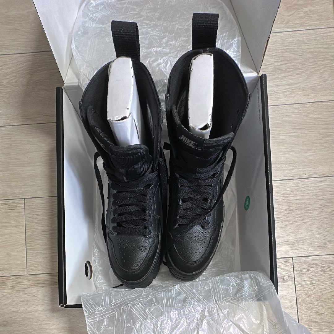 Nike Women's Air Jordan 1 Brooklyn High "Black"