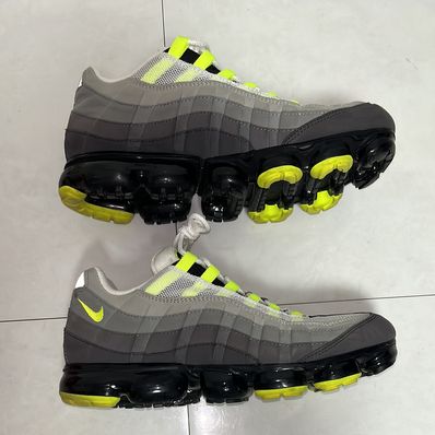 Nike Air Vapormax 95 "Neon"