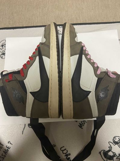 Travis Scott × Nike Air Jordan 1 Retro High OG TS SP "Sail/Dark Mocha"