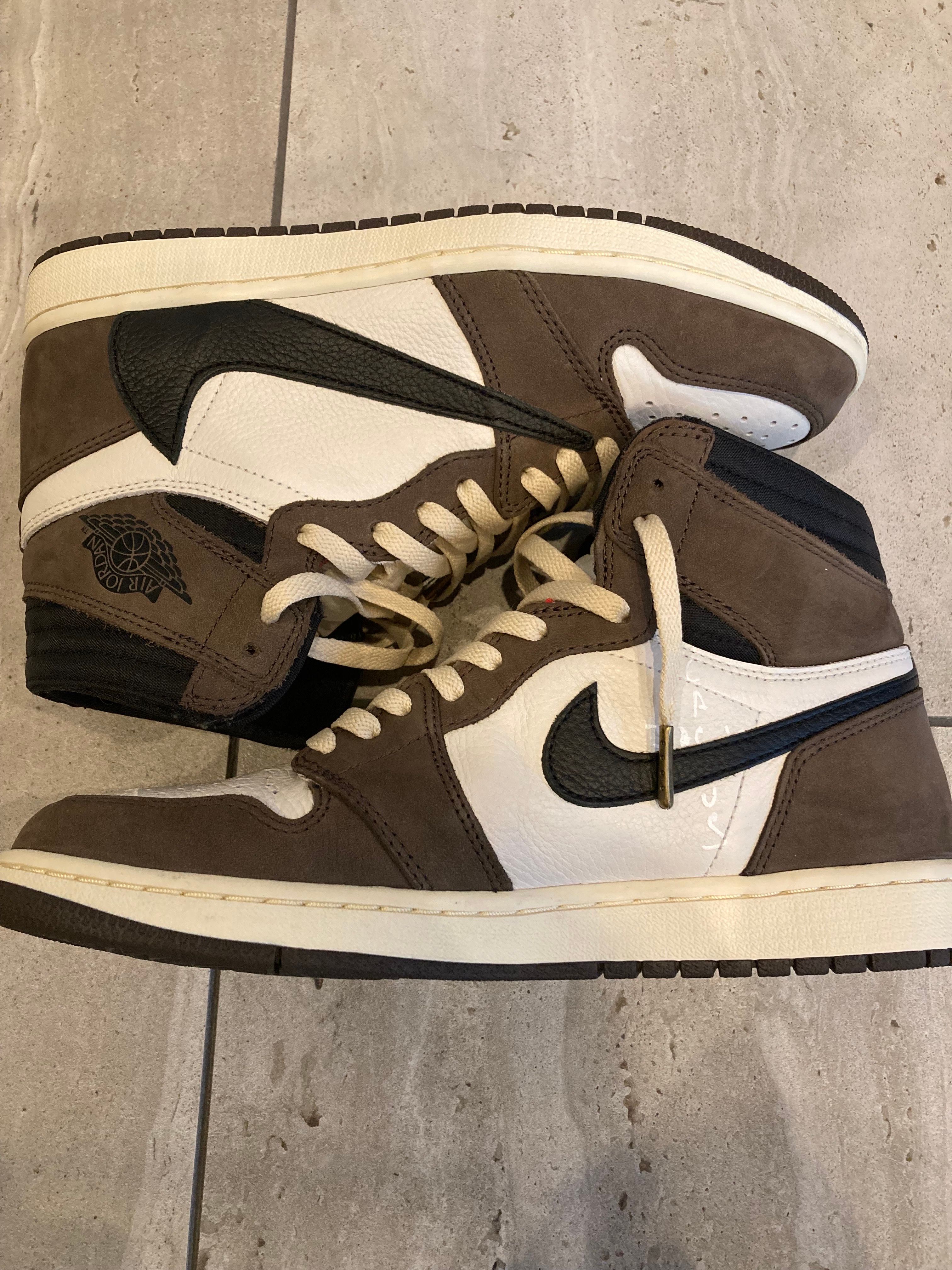 Travis Scott × Nike Air Jordan 1 Retro High OG TS SP "Sail/Dark Mocha"