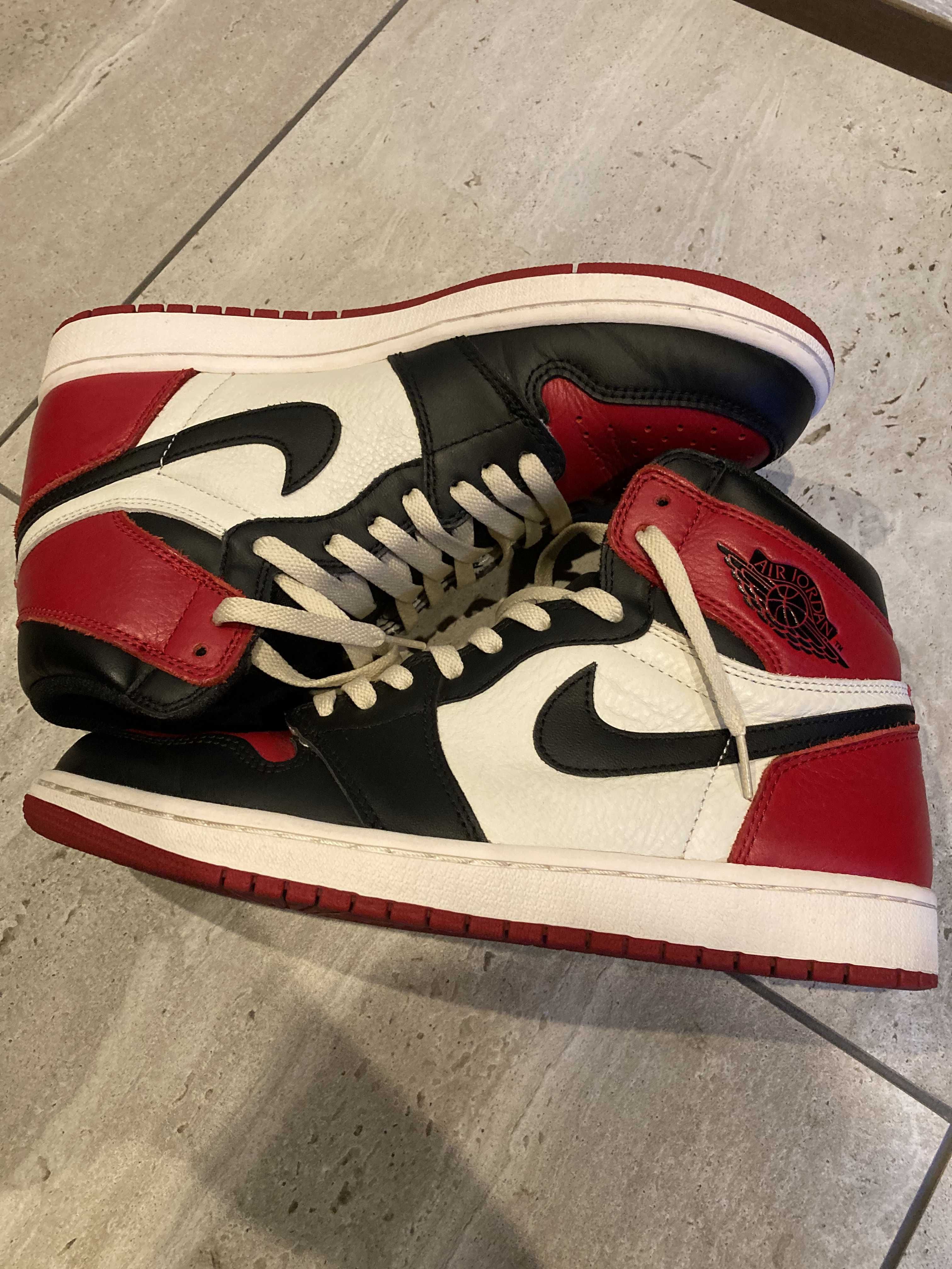 Nike Air Jordan 1 Retro High OG "Bred Toe"