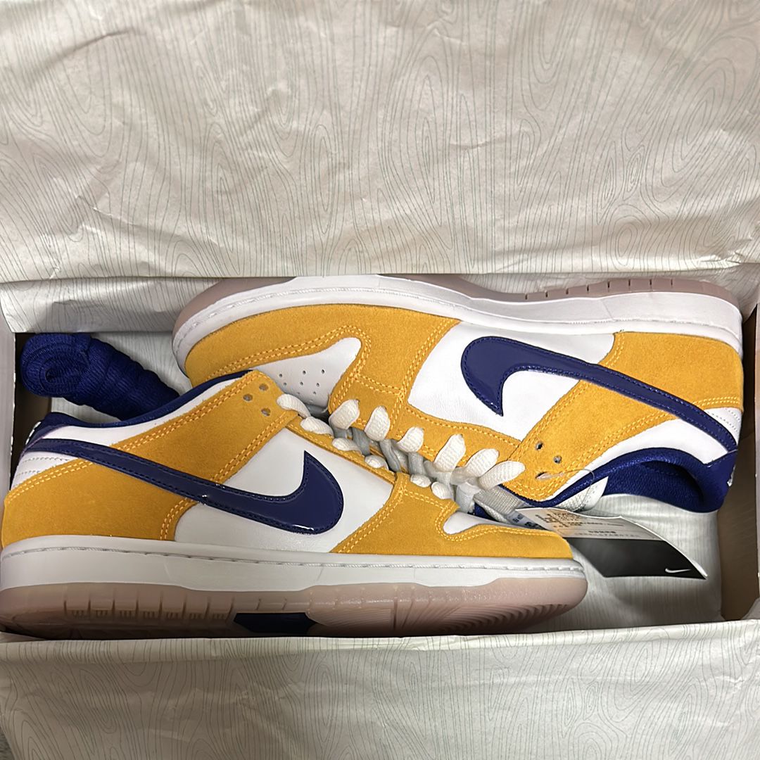 Nike SB Dunk Low "Laser Orange"