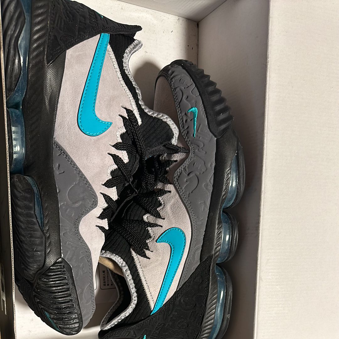 atmos × Nike LeBron 16 "Clear Jade"