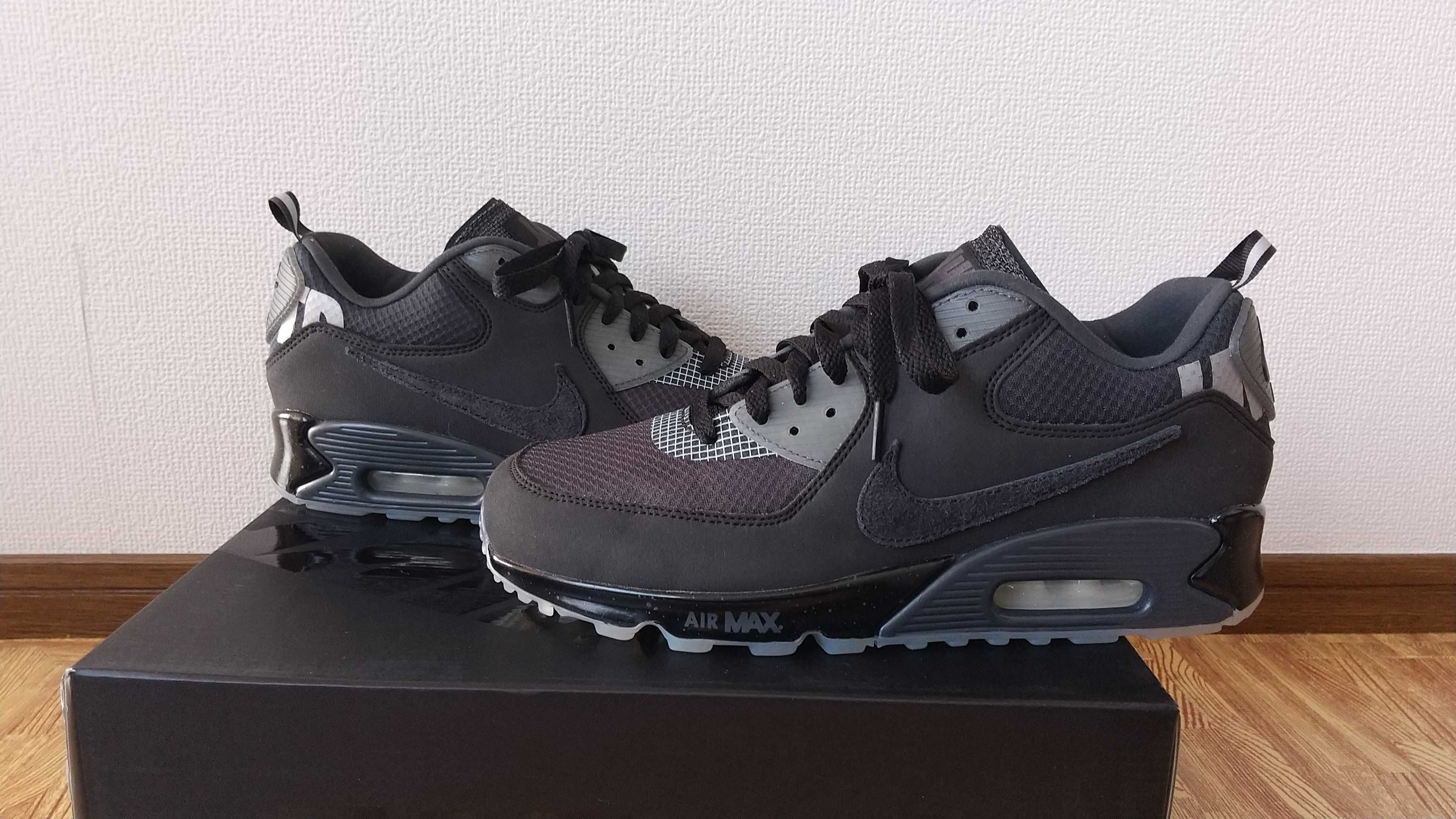 UNDEFEATED × Nike Air Max 90 "Black/Rush Pink"