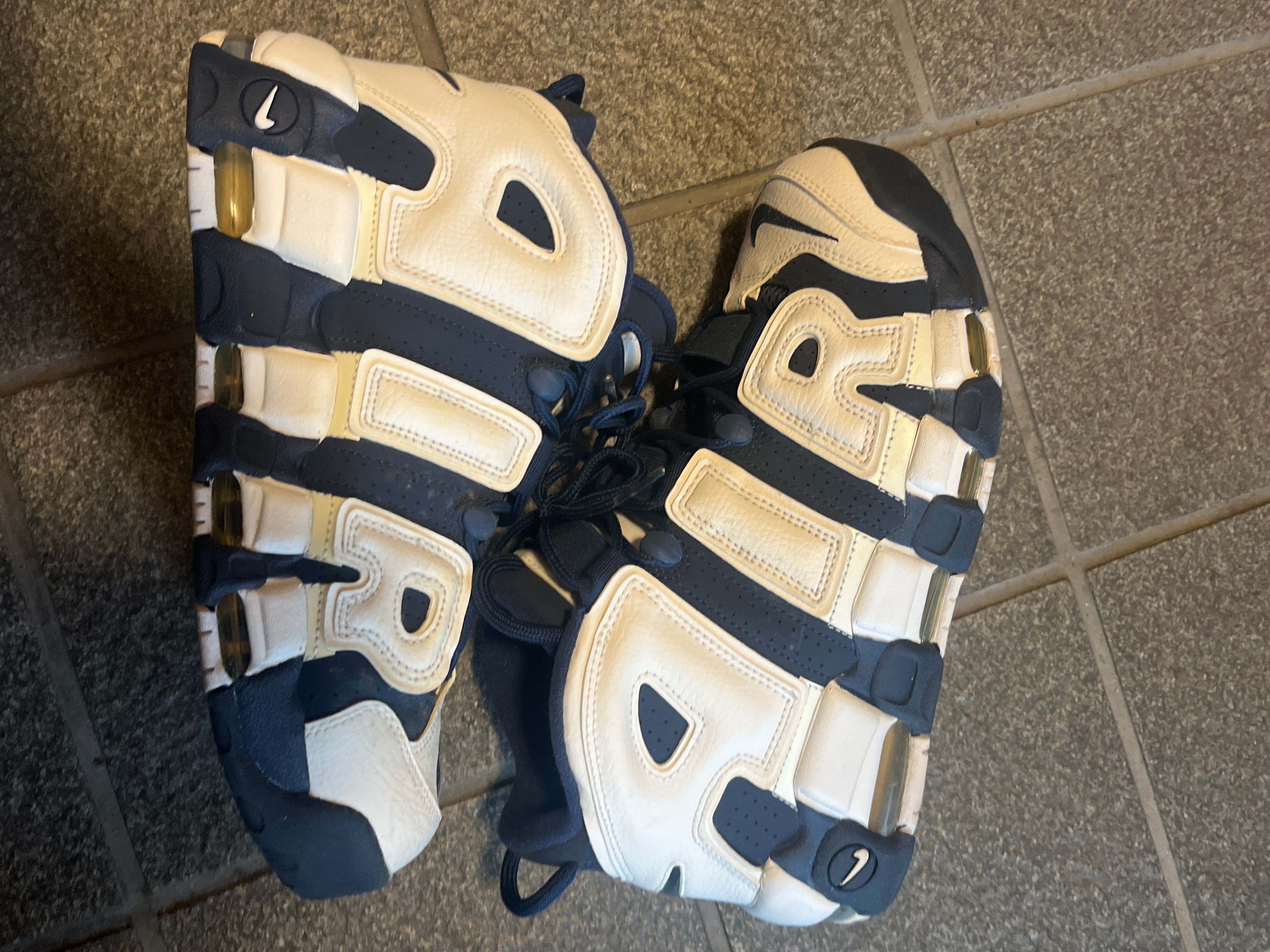 NIKE AIR MORE UPTEMPO "OLYMPIC" (2016)